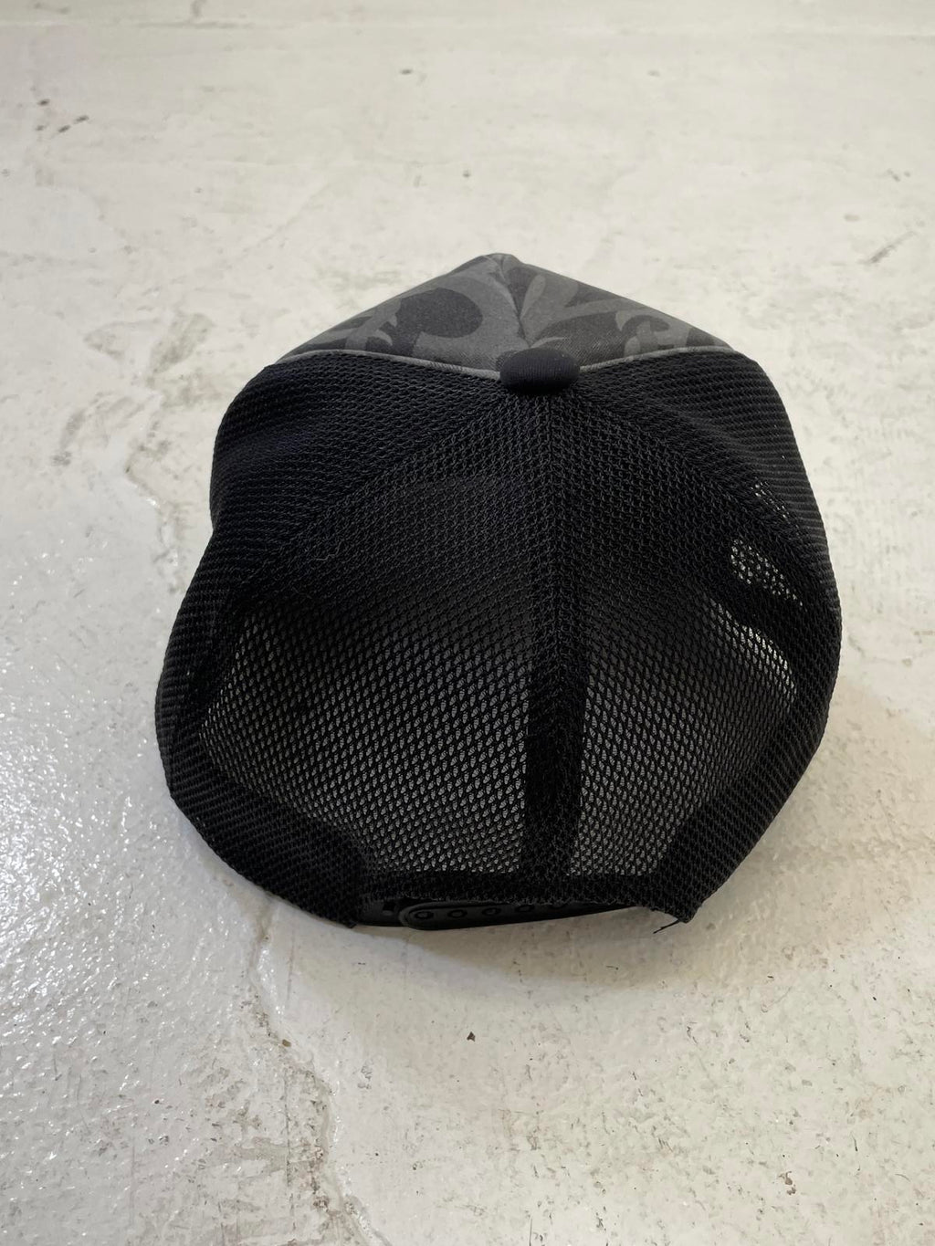 Number (N)ine Aw04 black tribal trucker hat