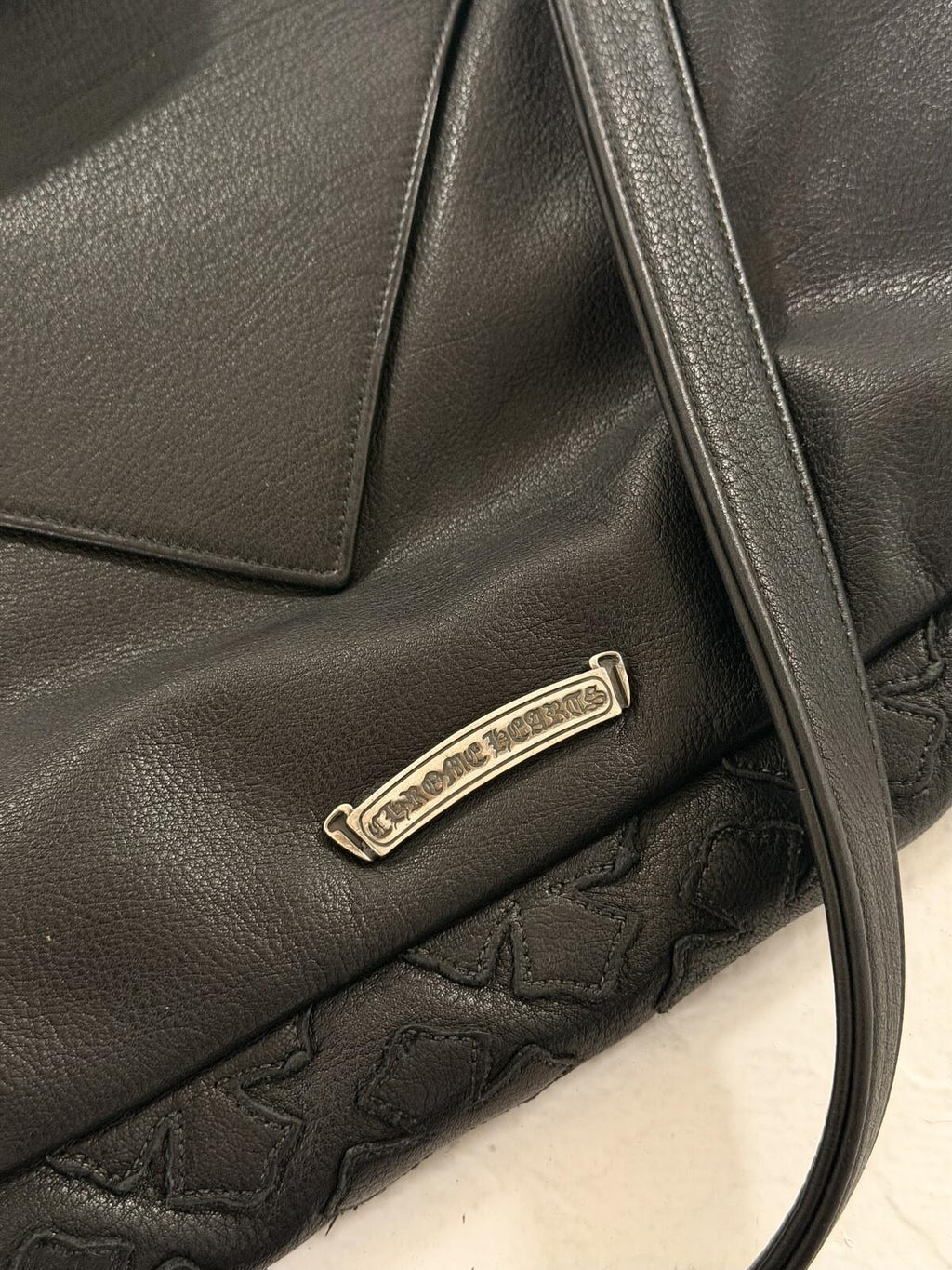 Chrome hearts cross patch messenger brief