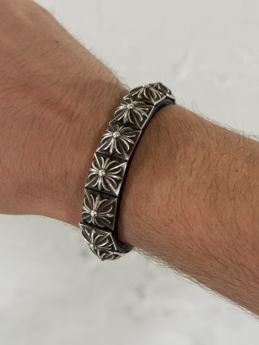 Chrome Hearts Pryamid Snap Bracelet {{ color }} {{ brand }} {{ archive }} {{ season }} {{ year }} {{ hedi slimane }}