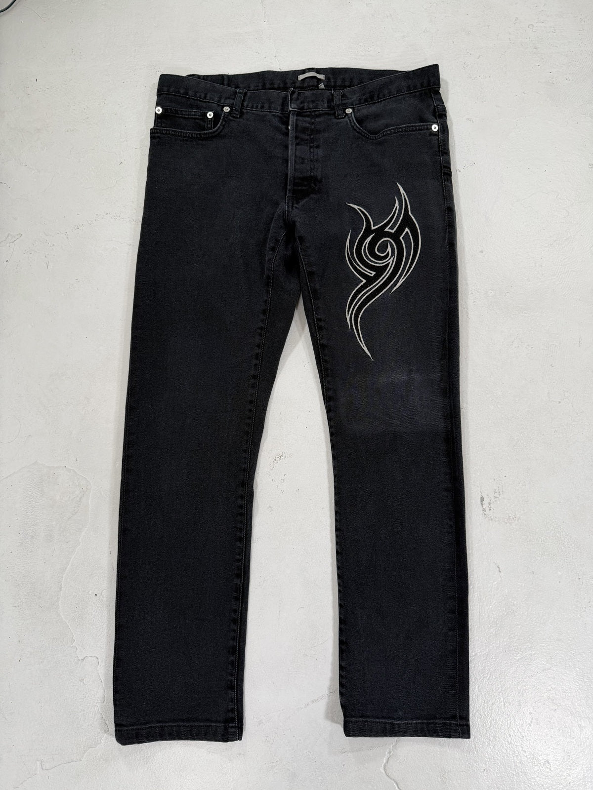Dior Homme Tribal Denim AW18 {{ color }} {{ brand }} {{ archive }} {{ season }} {{ year }} {{ hedi slimane }}