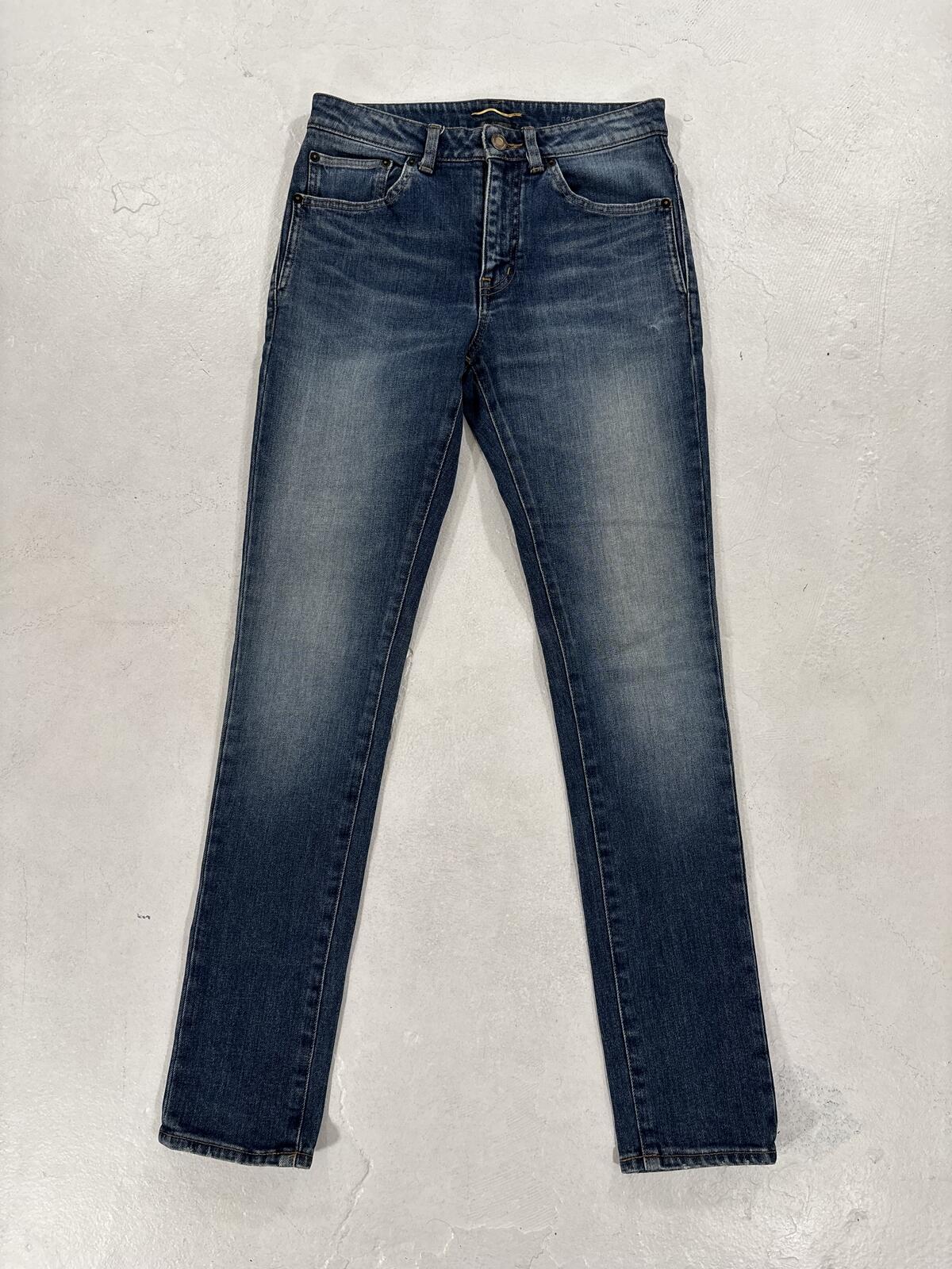 Saint Laurent D06 Light wash denim {{ color }} {{ brand }} {{ archive }} {{ season }} {{ year }} {{ hedi slimane }}