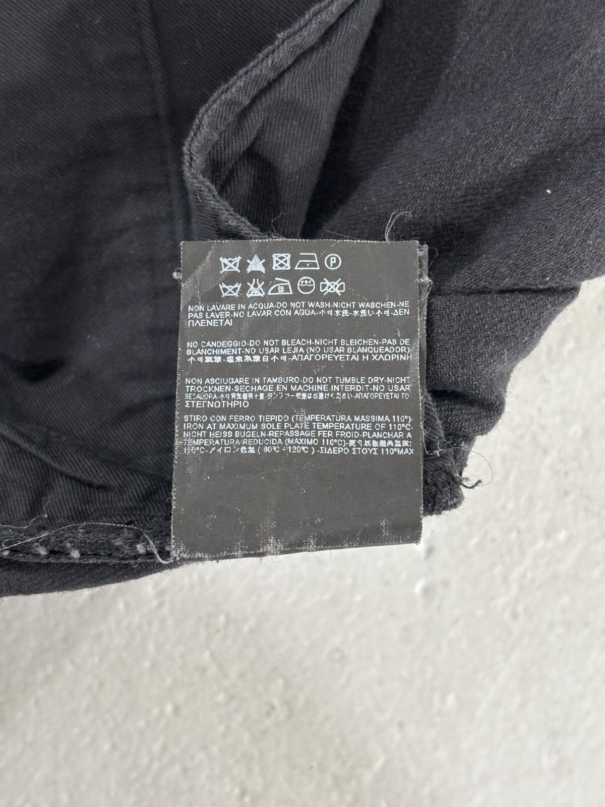Saint Laurent Black D02 Knife cuts