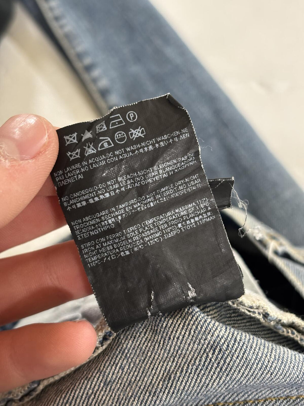 Saint Laurent Paris Light Wash D02 Jeans