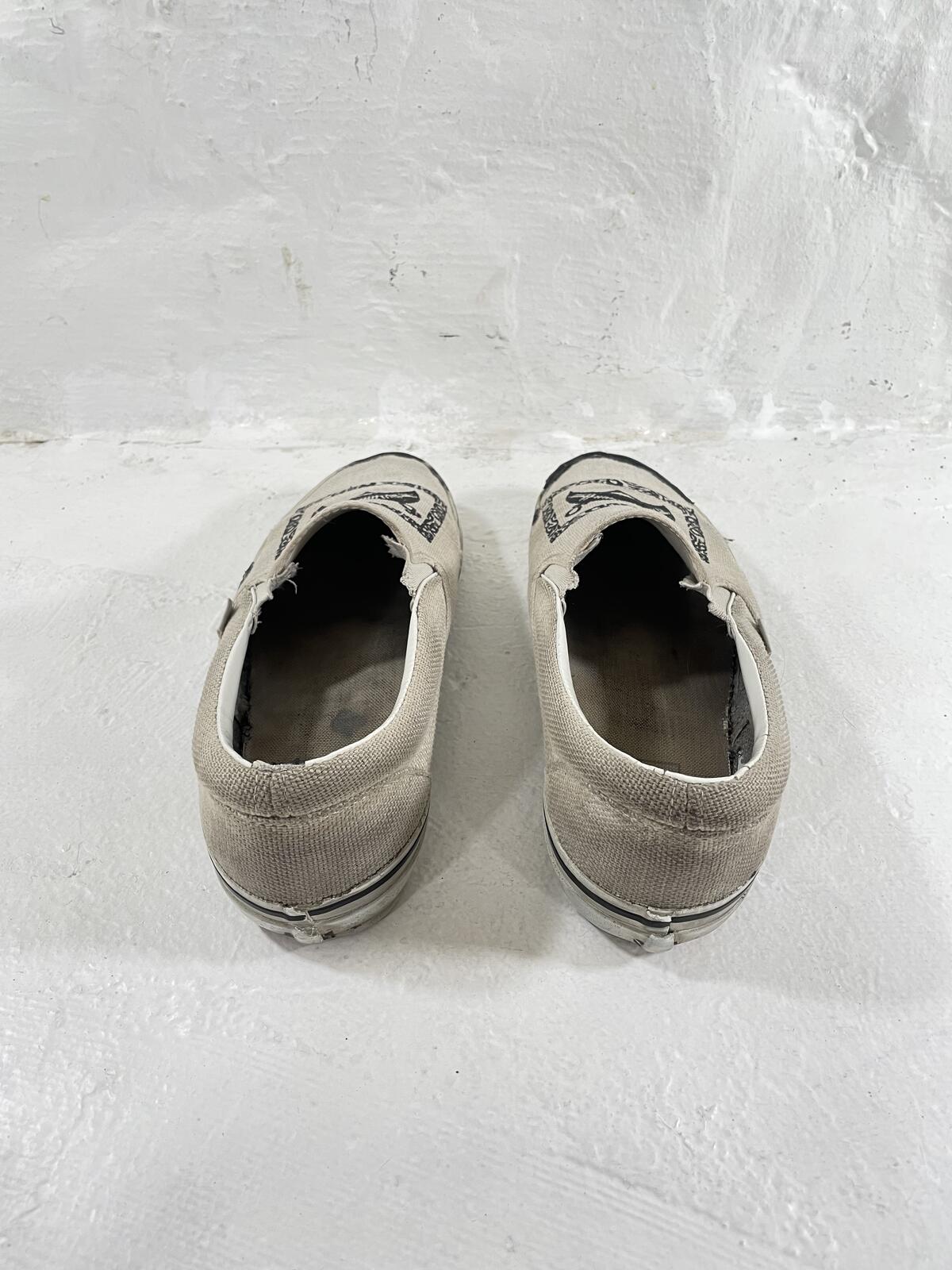 Undercover SS03 Scab Vans