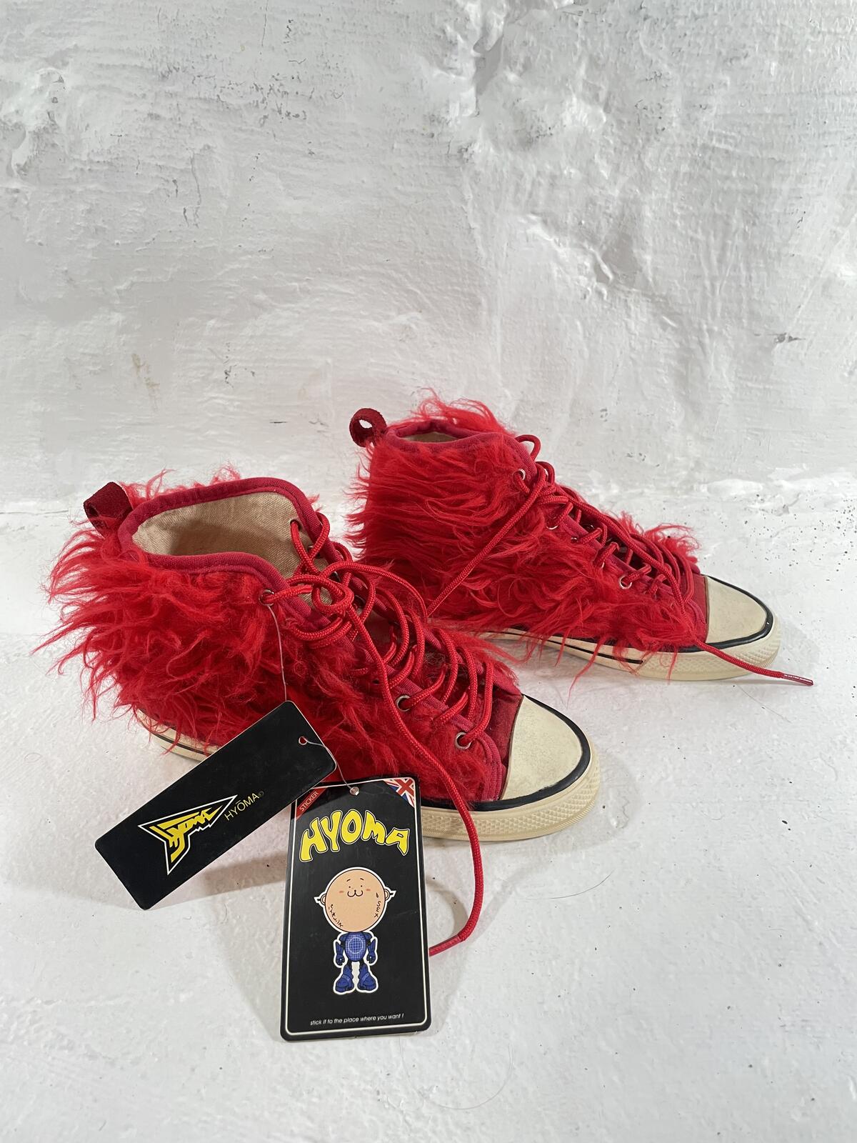 Hyoma Furry Converse