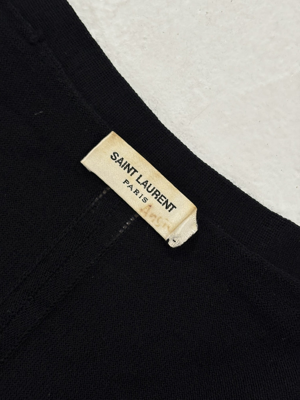 Saint Laurent Paris Cardigan {{ color }} {{ brand }} {{ archive }} {{ season }} {{ year }} {{ hedi slimane }}