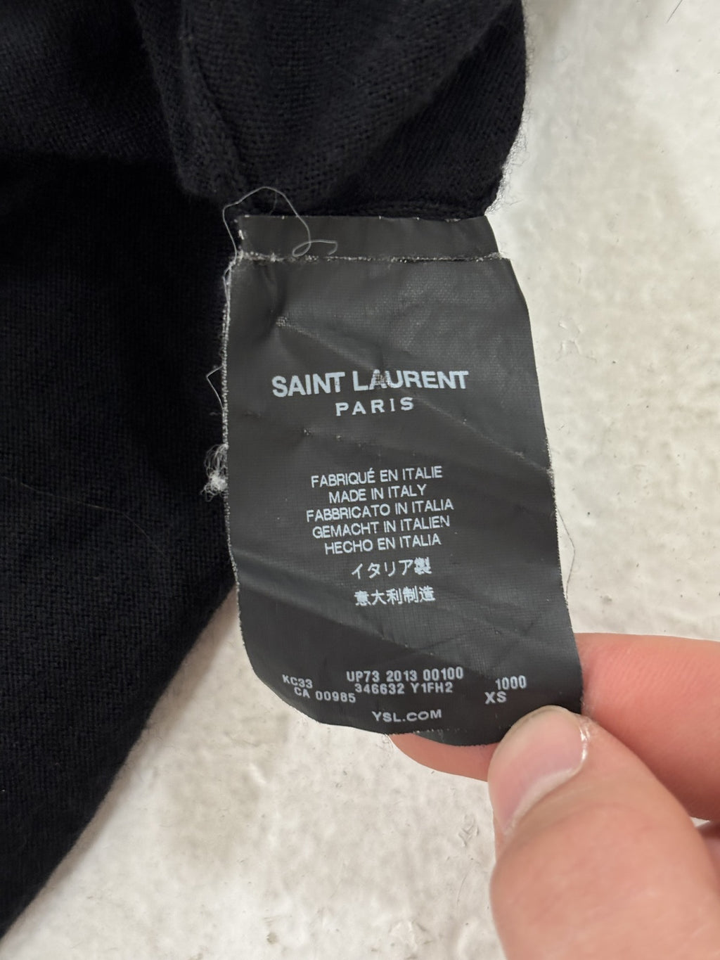 Saint Laurent Paris Cardigan {{ color }} {{ brand }} {{ archive }} {{ season }} {{ year }} {{ hedi slimane }}
