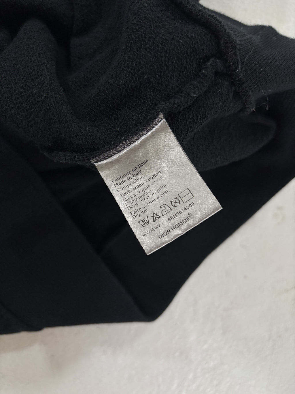 Dior Homme SS06 "Live till 100 & 10" Sleeveless Crewneck {{ color }} {{ brand }} {{ archive }} {{ season }} {{ year }} {{ hedi slimane }}