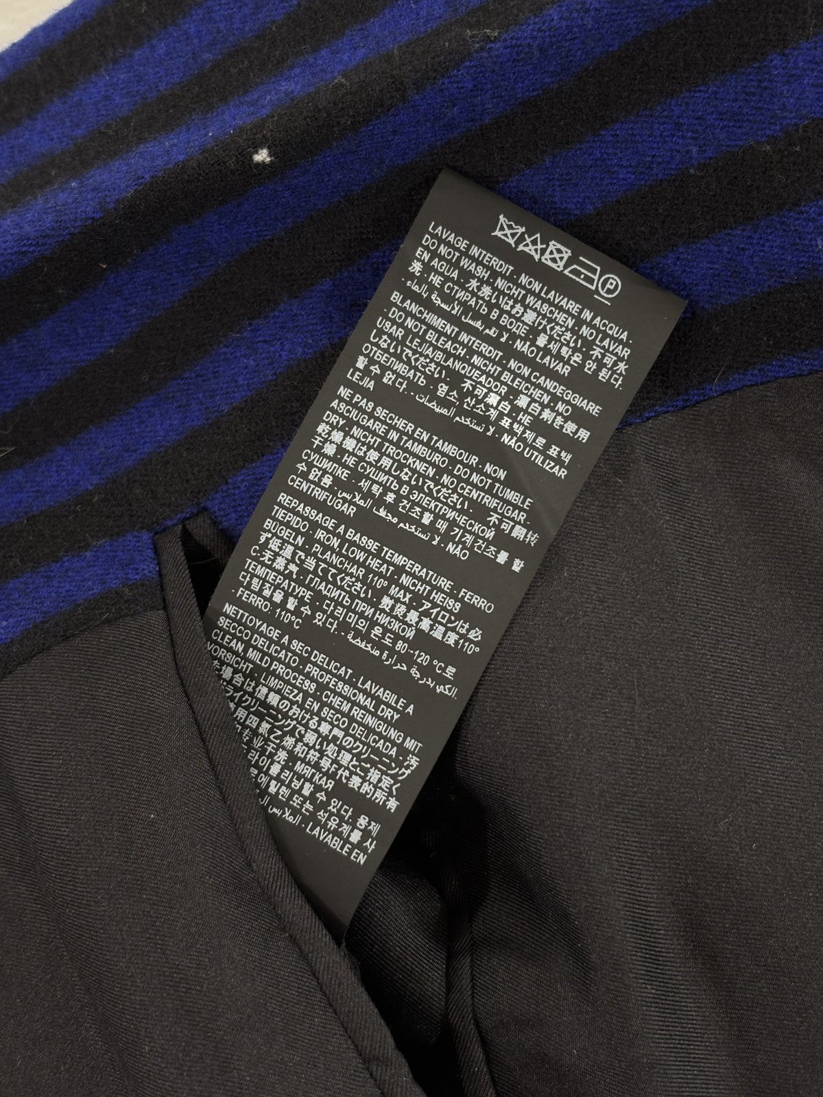 Saint Laurent Paris Striped Blazer {{ color }} {{ brand }} {{ archive }} {{ season }} {{ year }} {{ hedi slimane }}