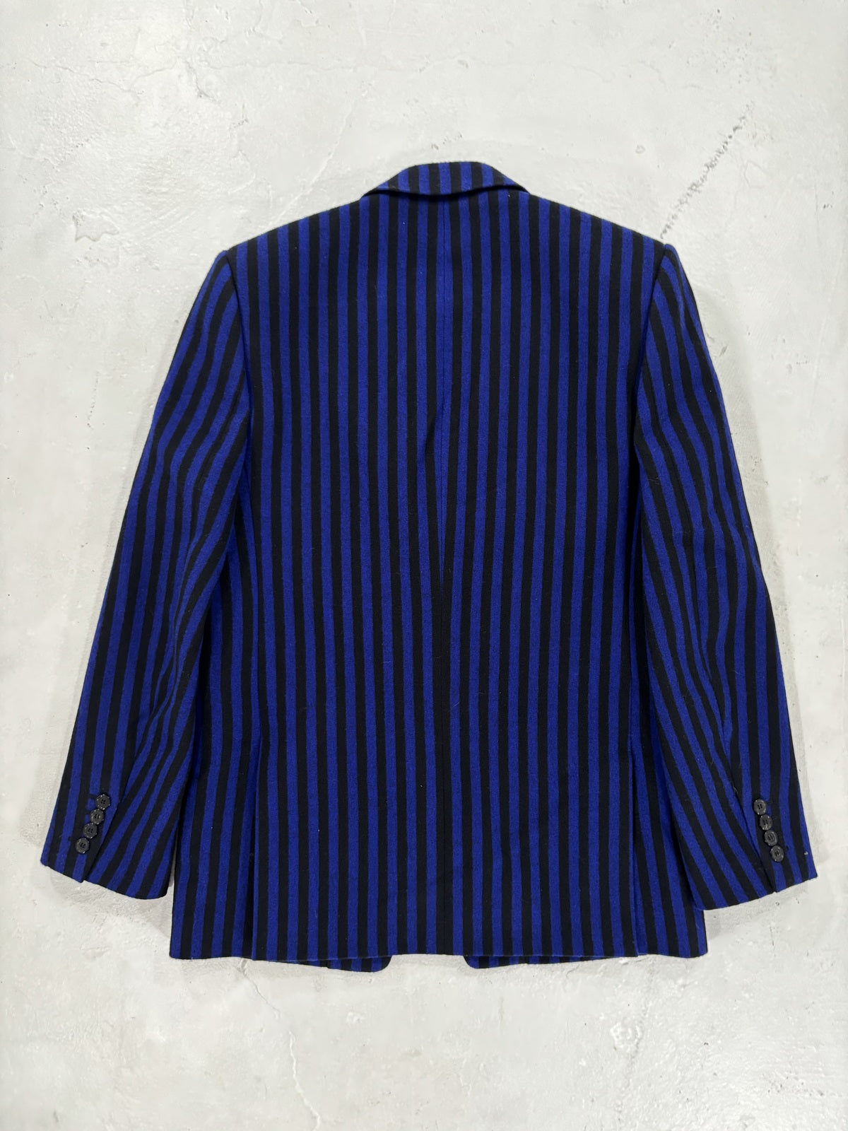Saint Laurent Paris Striped Blazer {{ color }} {{ brand }} {{ archive }} {{ season }} {{ year }} {{ hedi slimane }}
