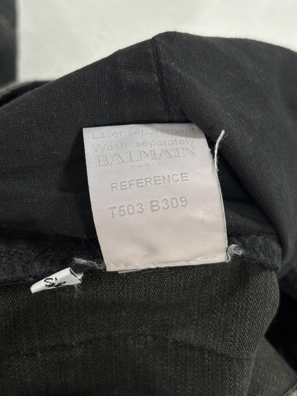 Balmain Black Egale Coin Cargo Jeans {{ color }} {{ brand }} {{ archive }} {{ season }} {{ year }} {{ hedi slimane }}
