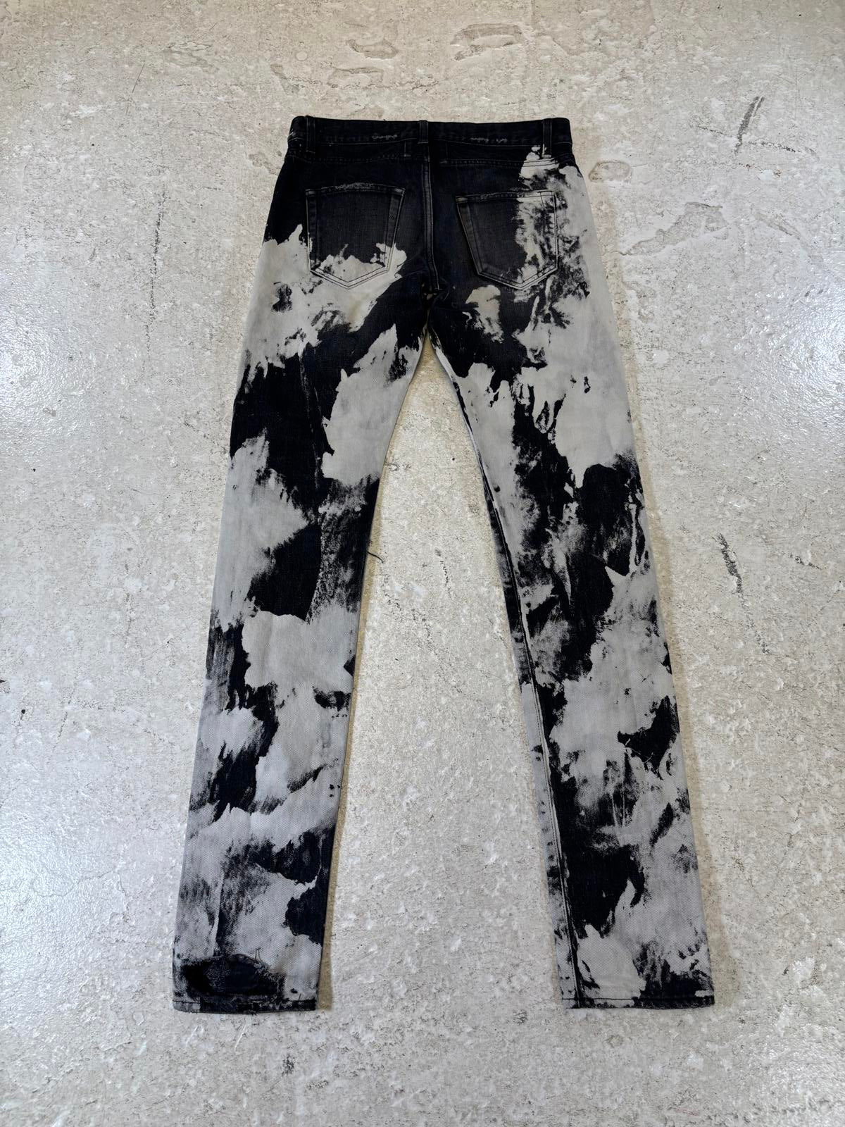 Saint Laurent Distressed D02 Jeans