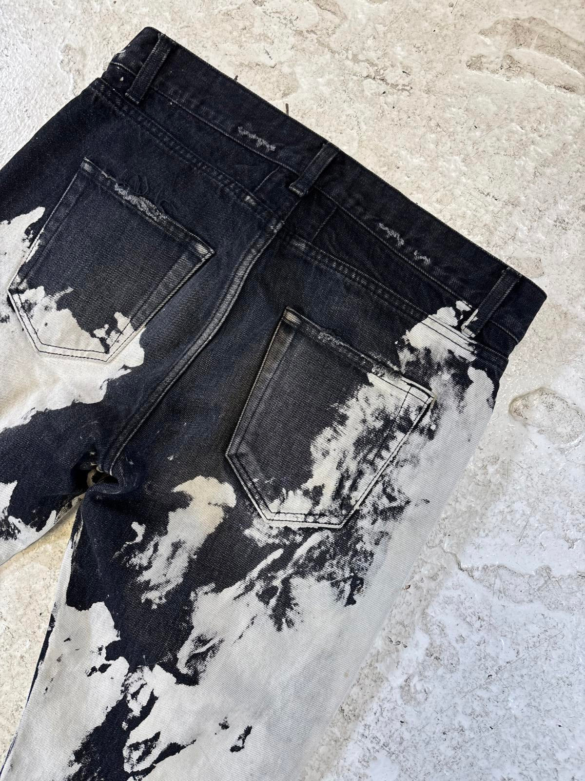 Saint Laurent Distressed D02 Jeans