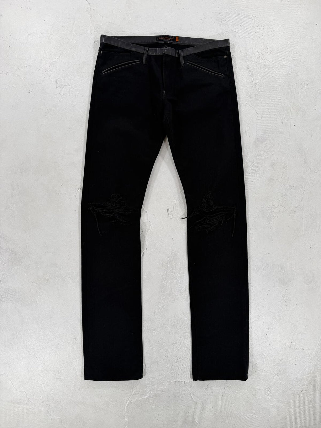 Undercover AW05 cummerbund {{ color }} {{ brand }} {{ archive }} {{ season }} {{ year }} {{ hedi slimane }}