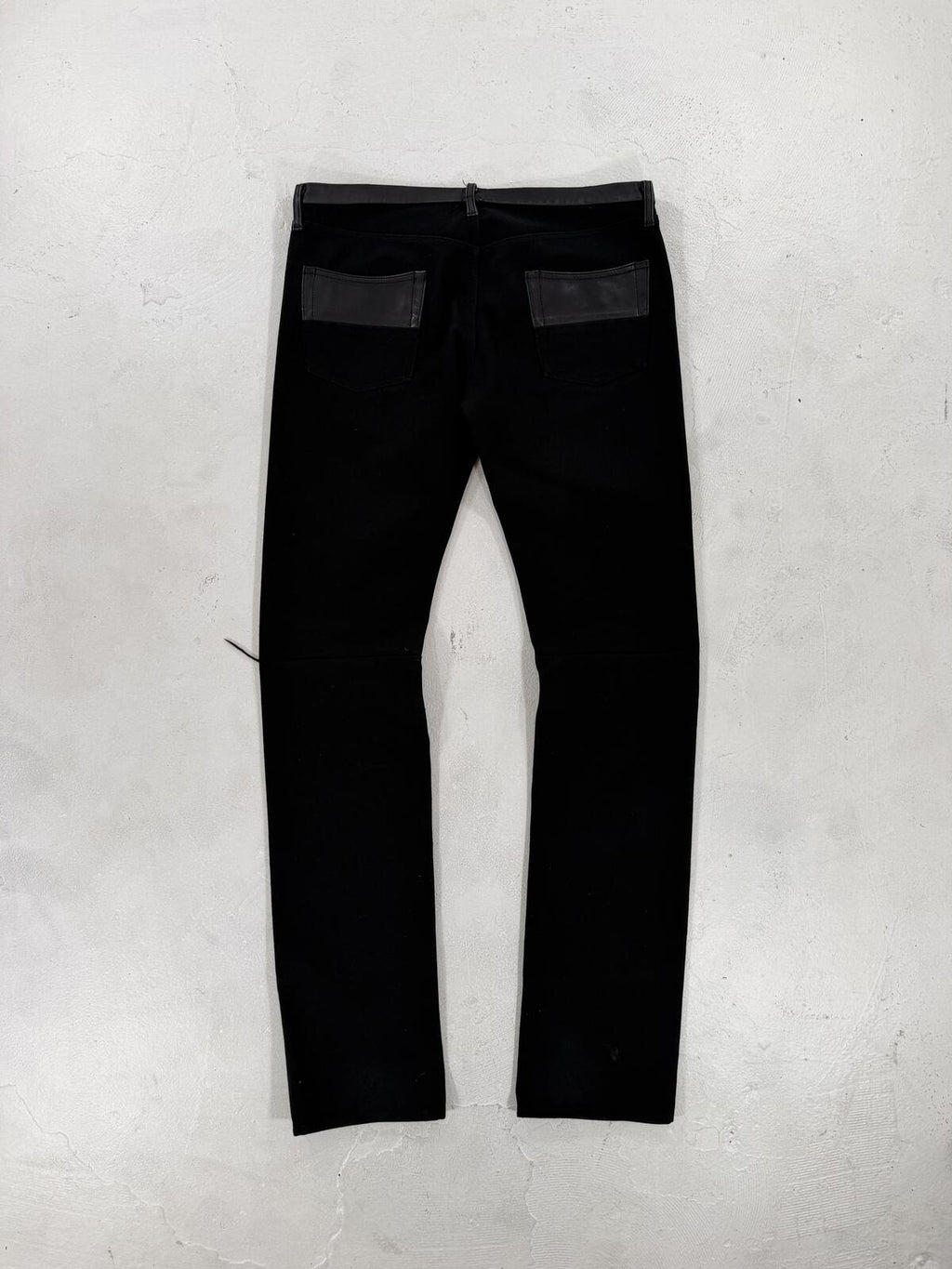 Undercover AW05 cummerbund {{ color }} {{ brand }} {{ archive }} {{ season }} {{ year }} {{ hedi slimane }}