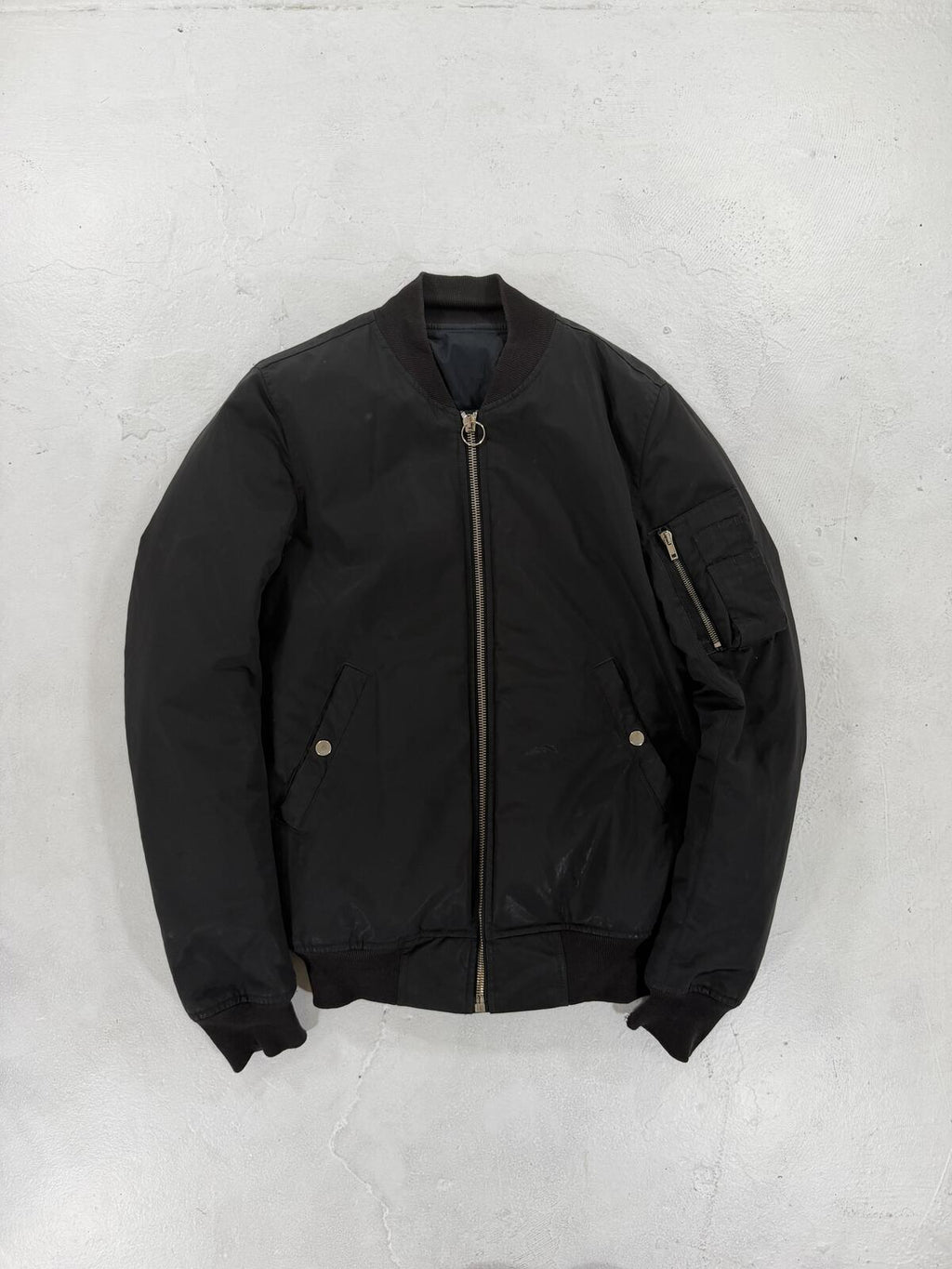 Rick Owens 09' bomber jacket {{ color }} {{ brand }} {{ archive }} {{ season }} {{ year }} {{ hedi slimane }}