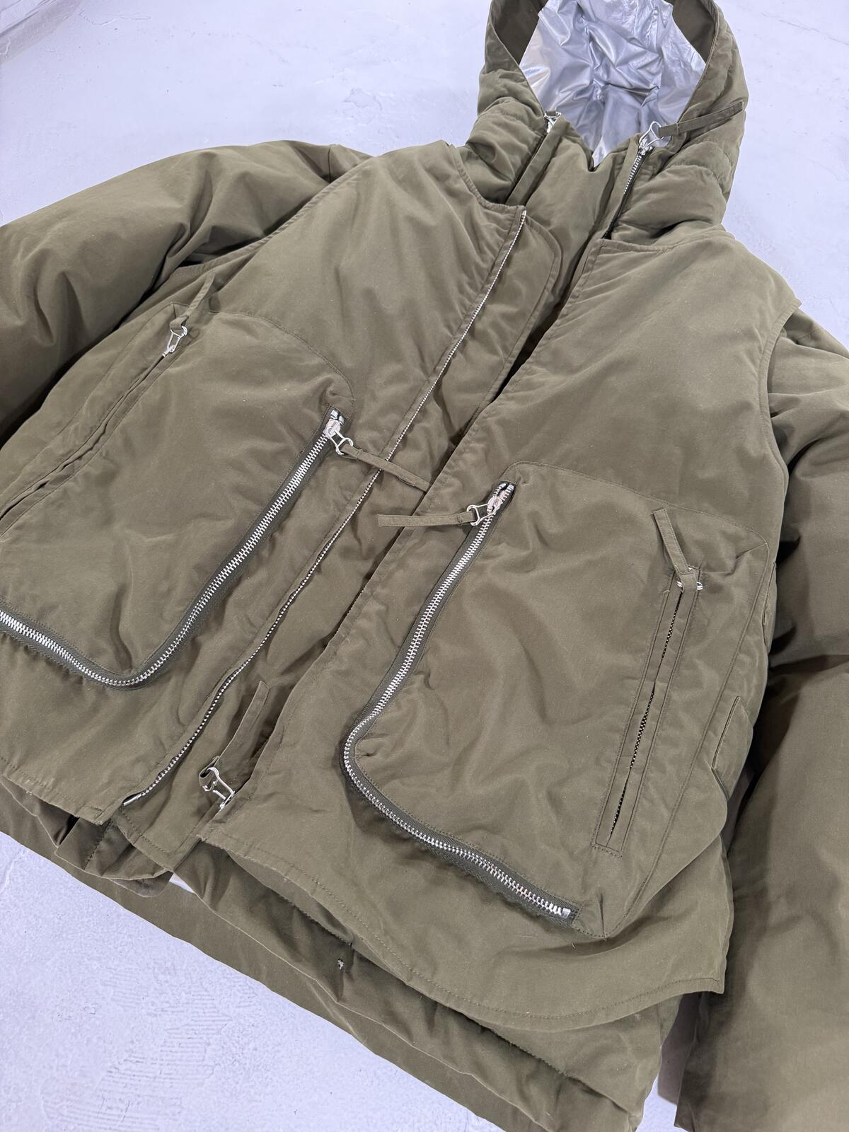 Helmut Lang Vested Nylon Puffer {{ color }} {{ brand }} {{ archive }} {{ season }} {{ year }} {{ hedi slimane }}