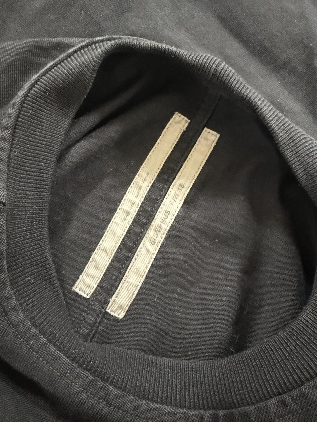 Rick Owens FW18 long sleeve {{ color }} {{ brand }} {{ archive }} {{ season }} {{ year }} {{ hedi slimane }}