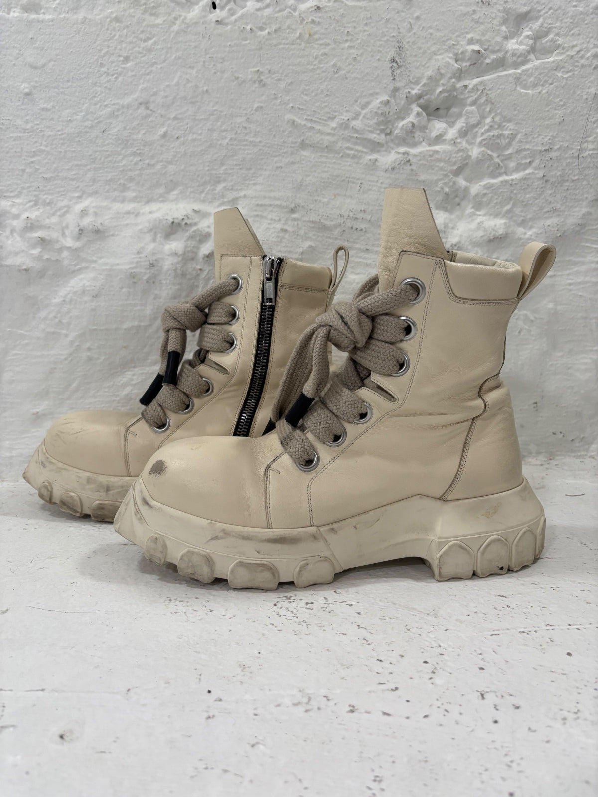 Rick Owens Jumbo Lace Bozo Boots {{ color }} {{ brand }} {{ archive }} {{ season }} {{ year }} {{ hedi slimane }}