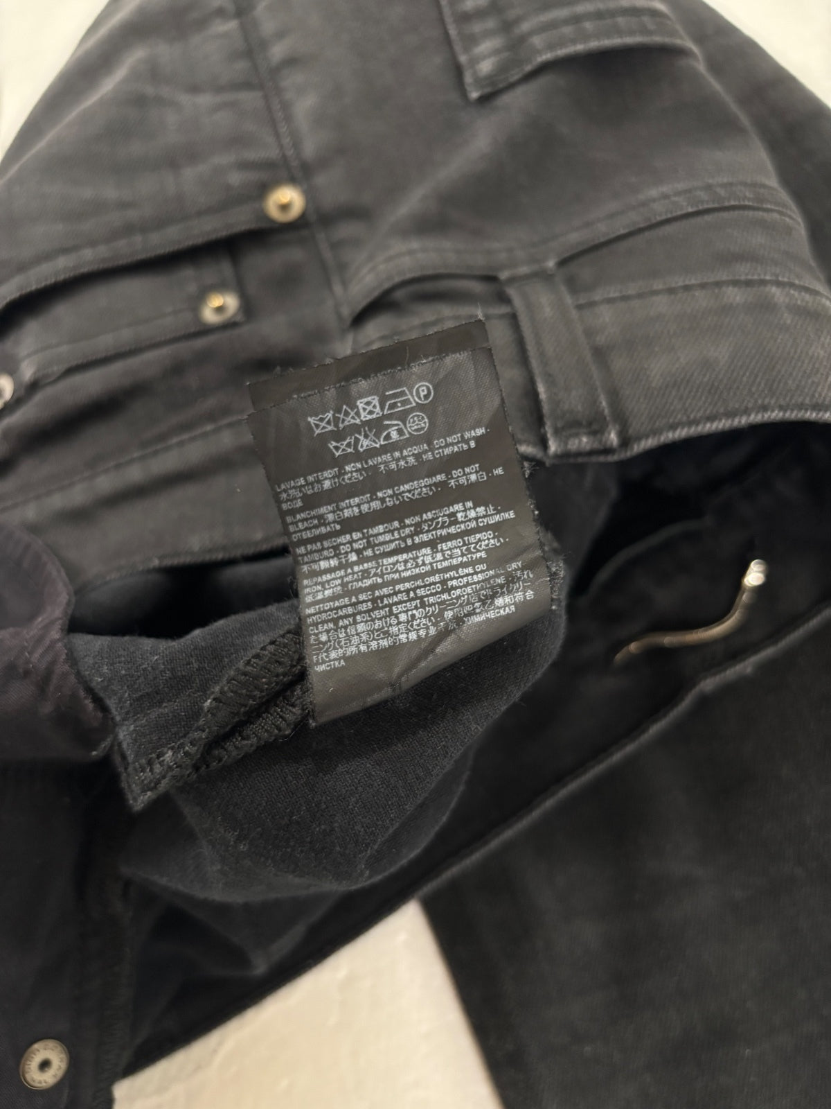 Saint Laurent D01 Black Denim {{ color }} {{ brand }} {{ archive }} {{ season }} {{ year }} {{ hedi slimane }}