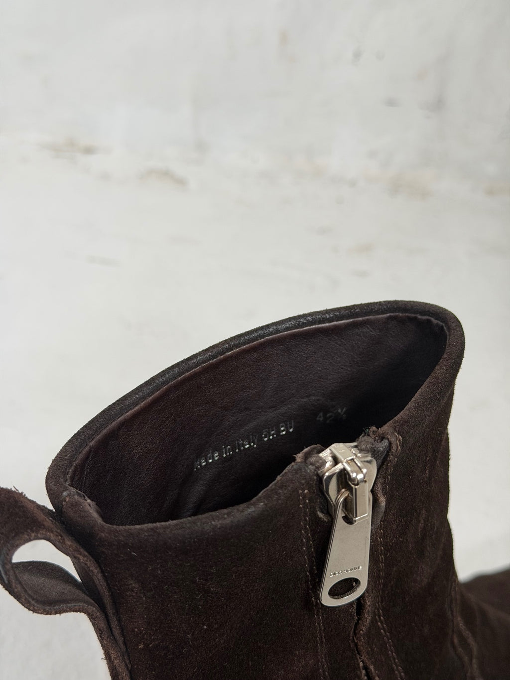 Dior Homme AW05 Suede Side-Zip Hedi Boots {{ color }} {{ brand }} {{ archive }} {{ season }} {{ year }} {{ hedi slimane }}