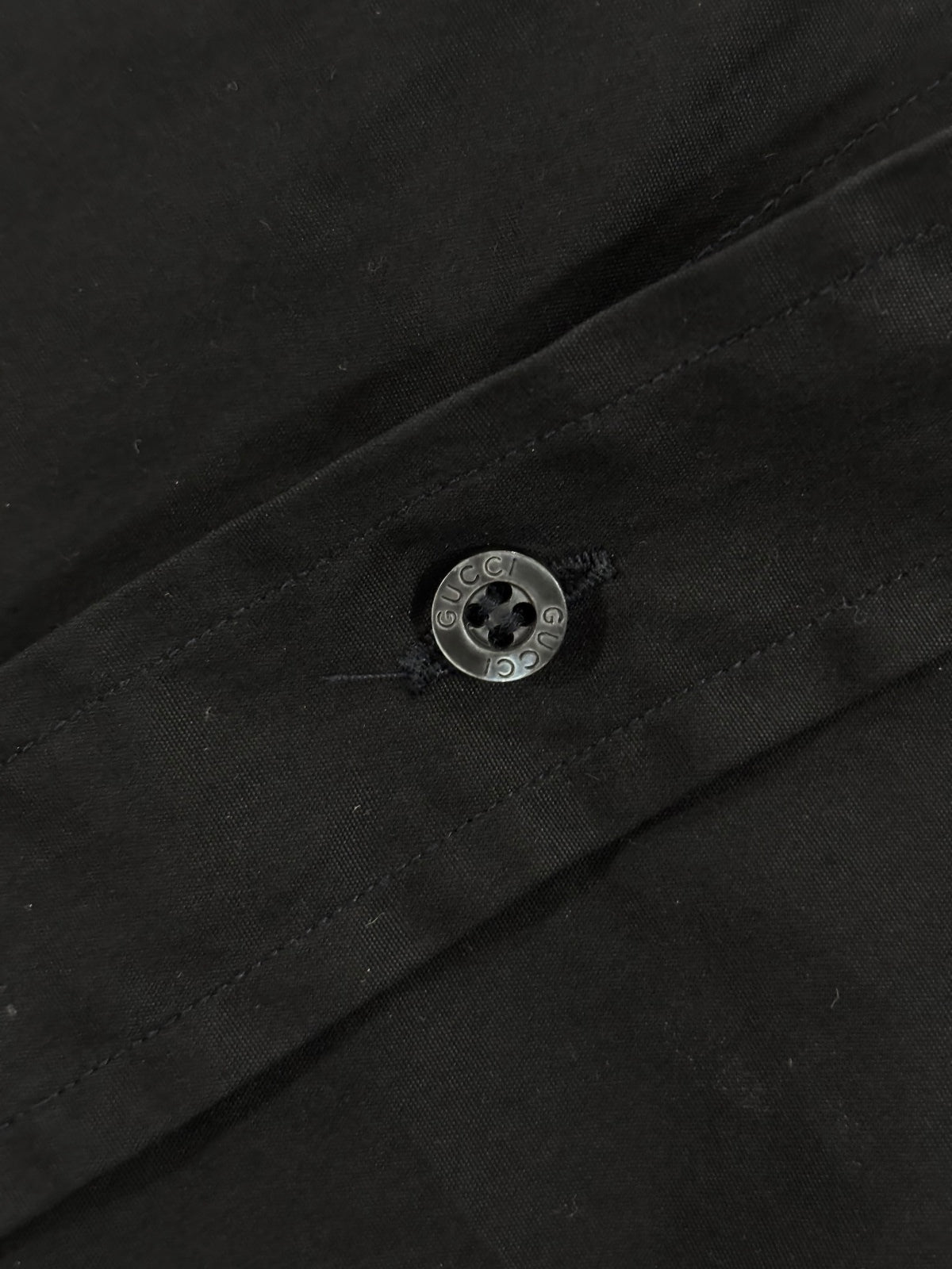Gucci Button-Up {{ color }} {{ brand }} {{ archive }} {{ season }} {{ year }} {{ hedi slimane }}