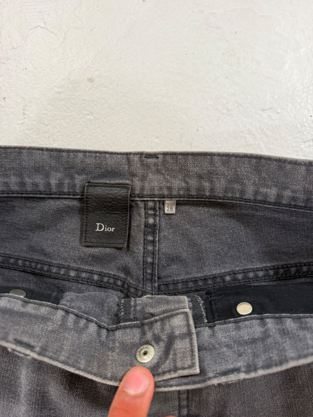 Dior Homme AW07 Grey Wash Denim {{ color }} {{ brand }} {{ archive }} {{ season }} {{ year }} {{ hedi slimane }}