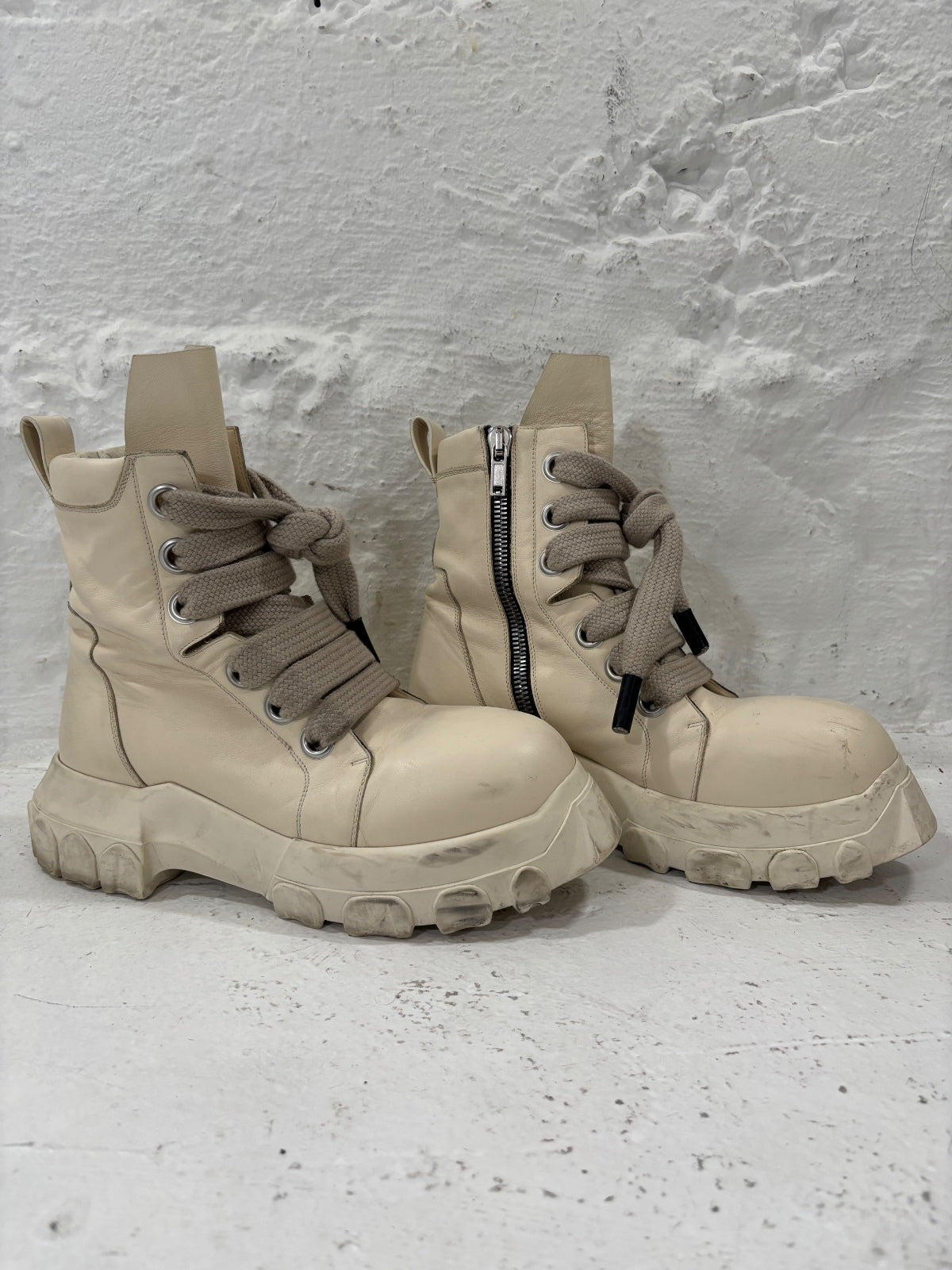 Rick Owens Jumbo Lace Bozo Boots {{ color }} {{ brand }} {{ archive }} {{ season }} {{ year }} {{ hedi slimane }}