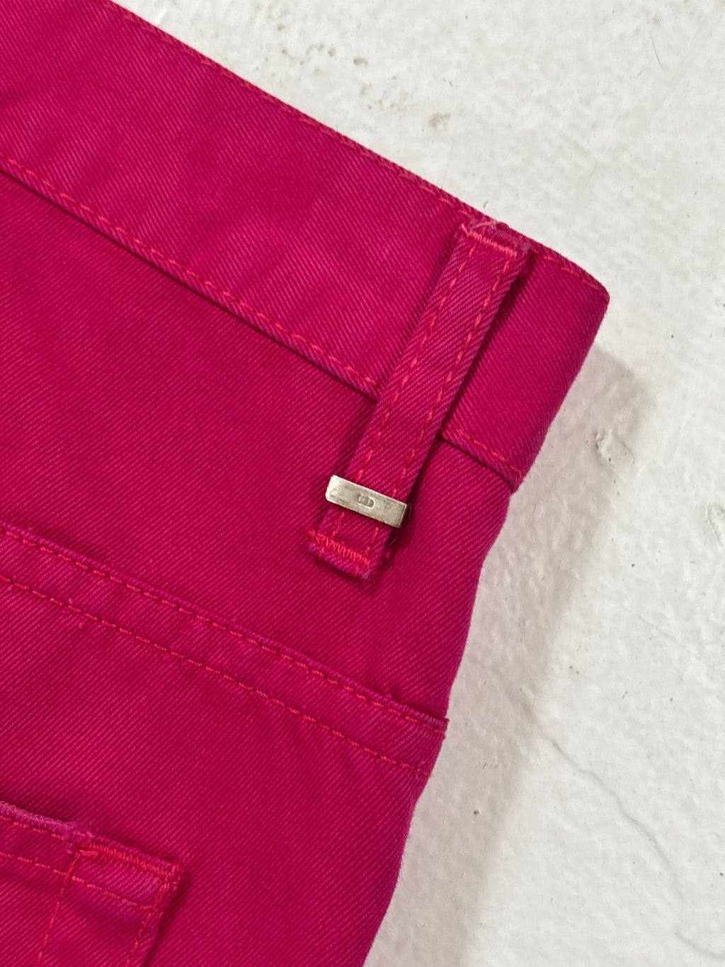 Dior Homme SS2005 Pink Fuchsia Jeans {{ color }} {{ brand }} {{ archive }} {{ season }} {{ year }} {{ hedi slimane }}