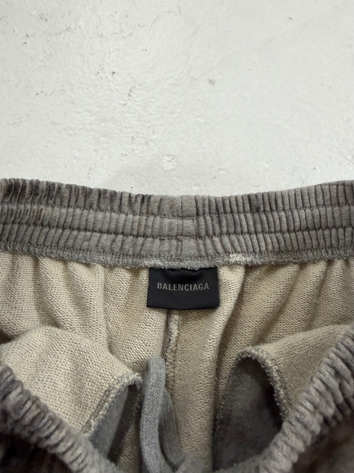 Balenciaga Graffiti Sweats {{ color }} {{ brand }} {{ archive }} {{ season }} {{ year }} {{ hedi slimane }}