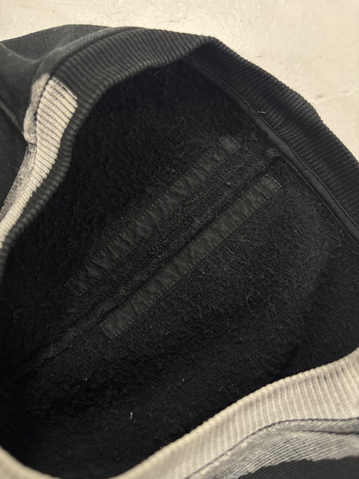Rick Owens Vomit Bleach Crewneck {{ color }} {{ brand }} {{ archive }} {{ season }} {{ year }} {{ hedi slimane }}