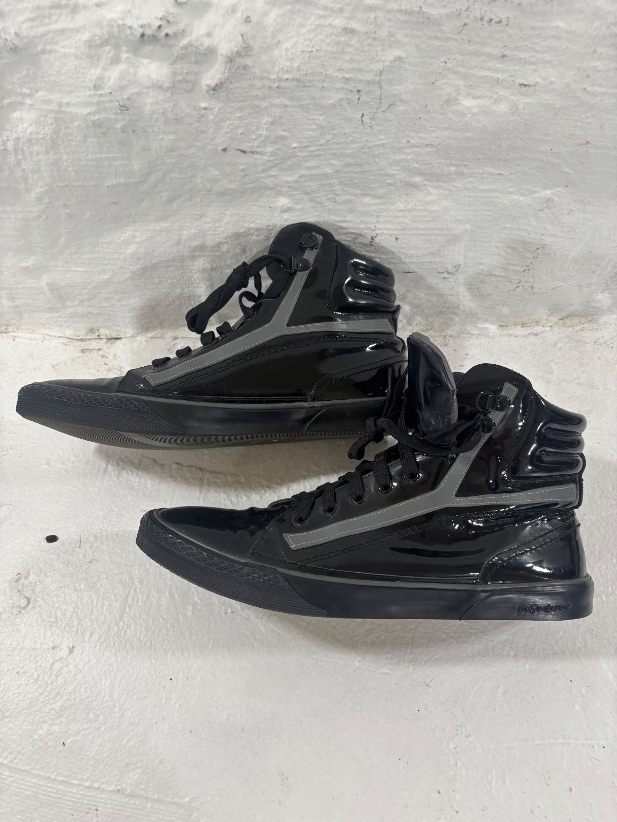 Yves Saint Laurent YSL Hightop Sneakers {{ color }} {{ brand }} {{ archive }} {{ season }} {{ year }} {{ hedi slimane }}