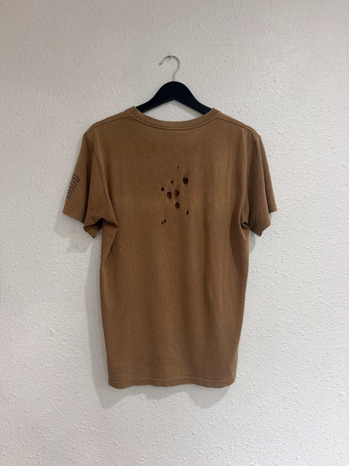 Number (N)ine AW01 Shield Tee {{ color }} {{ brand }} {{ archive }} {{ season }} {{ year }} {{ hedi slimane }}