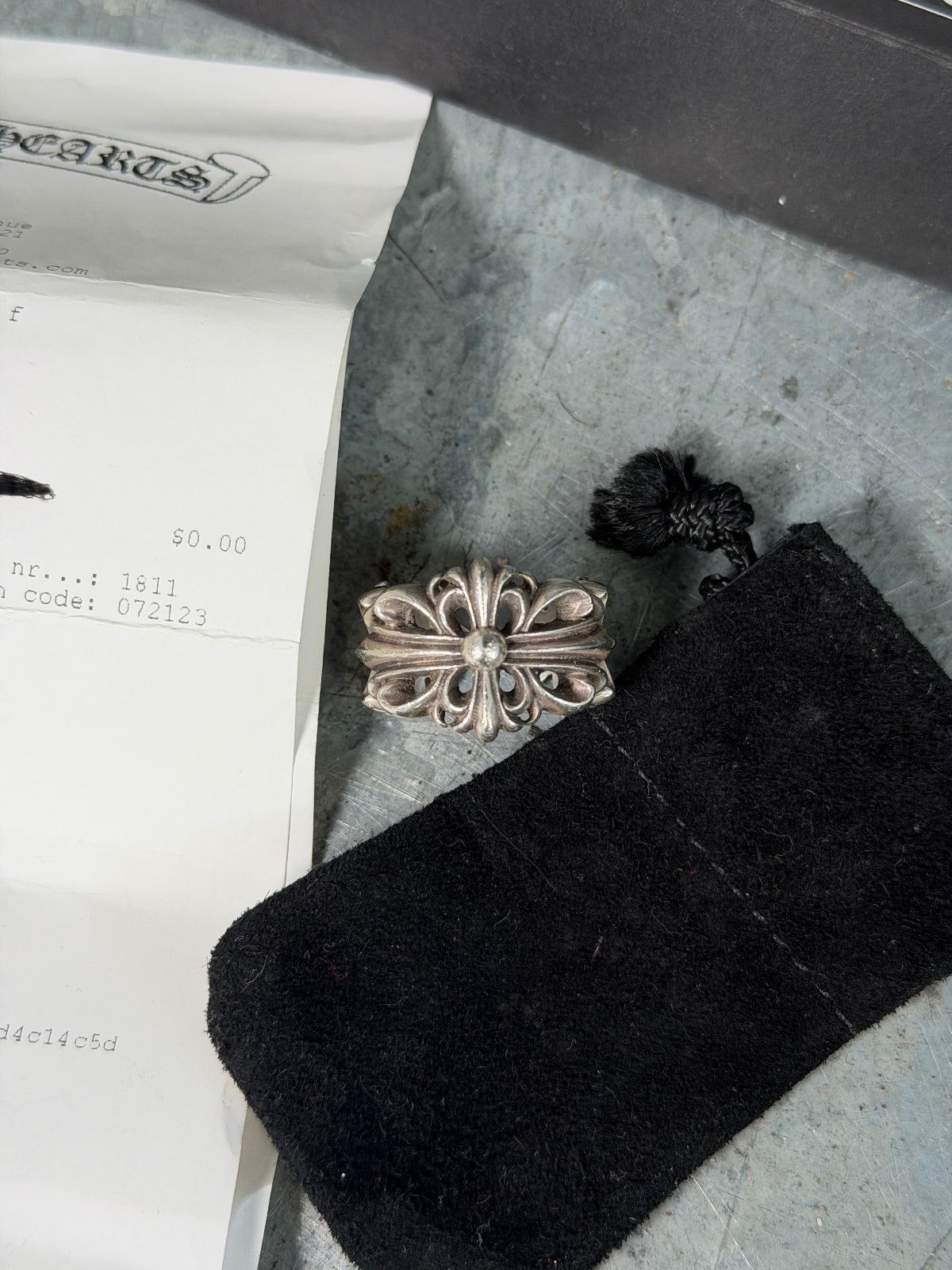 Chrome hearts double floral ring {{ color }} {{ brand }} {{ archive }} {{ season }} {{ year }} {{ hedi slimane }}