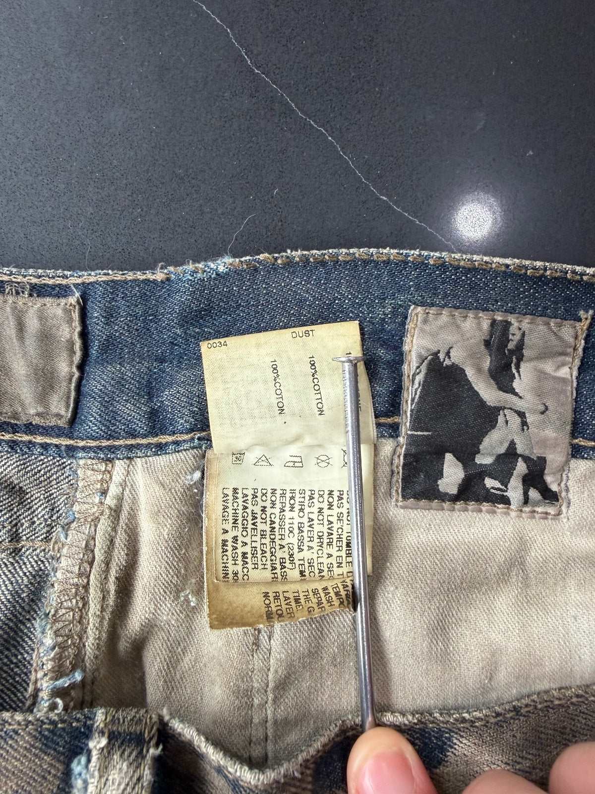 Rick Owens Olmar & Mirta Dust Berlin Cut {{ color }} {{ brand }} {{ archive }} {{ season }} {{ year }} {{ hedi slimane }}
