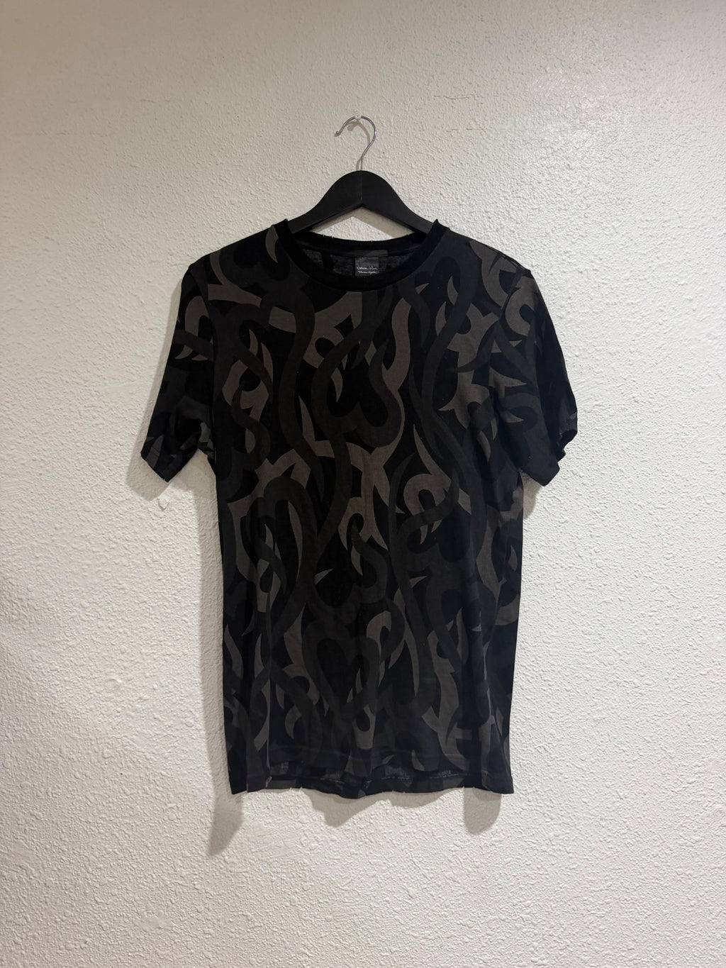 Number (N)ine Black Tribal Tee {{ color }} {{ brand }} {{ archive }} {{ season }} {{ year }} {{ hedi slimane }}