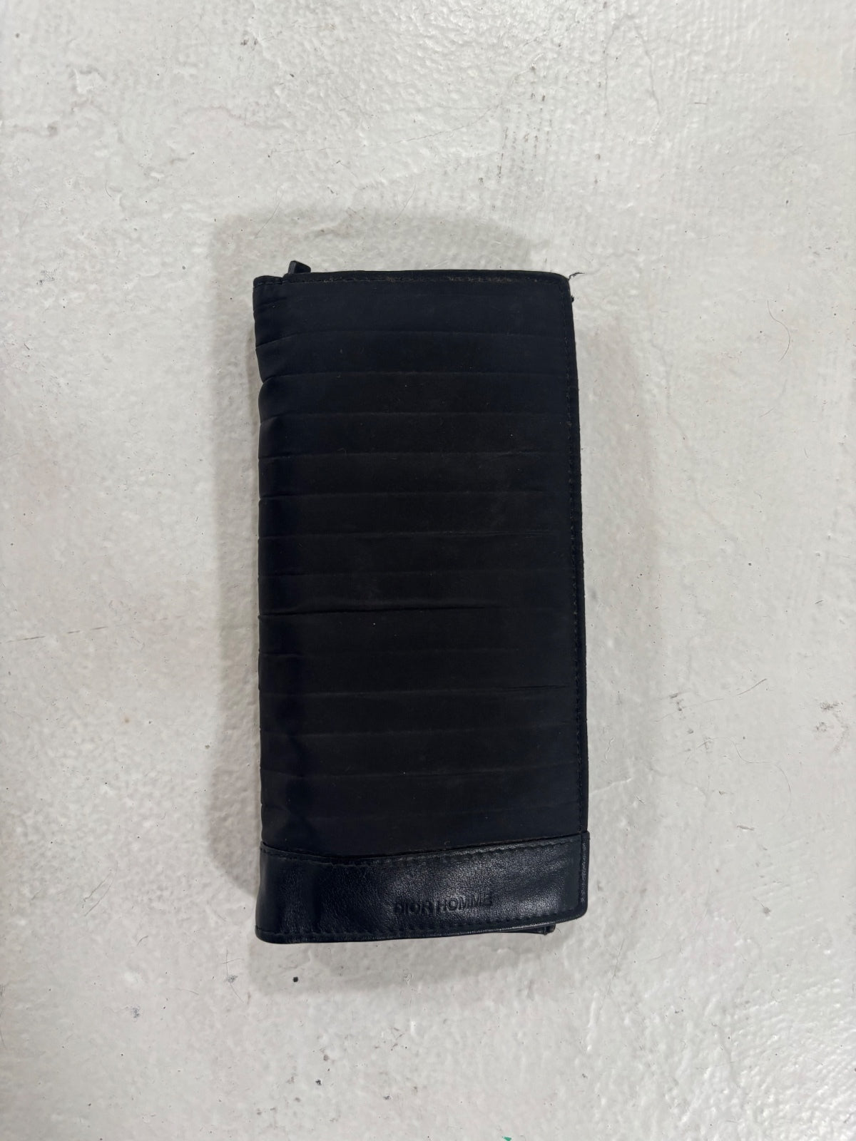 Dior Homme KVA Wallet {{ color }} {{ brand }} {{ archive }} {{ season }} {{ year }} {{ hedi slimane }}