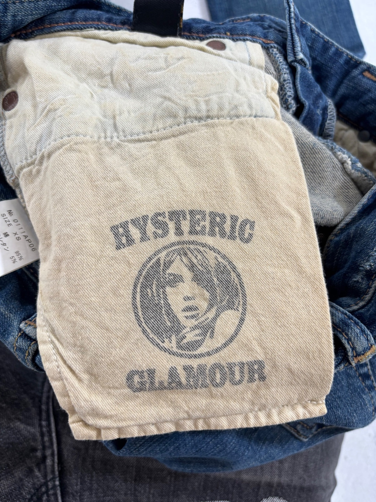 Hysteric Glamour Stiched Motif Blue Studden Denim {{ color }} {{ brand }} {{ archive }} {{ season }} {{ year }} {{ hedi slimane }}