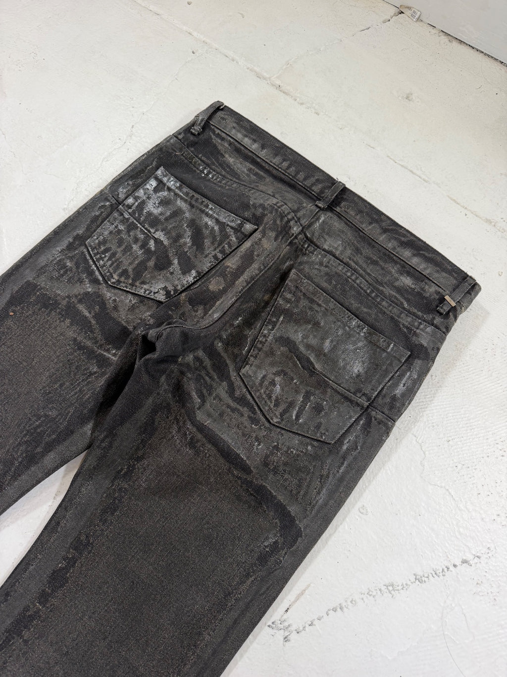 Dior Homme AW05 Luster Denim {{ color }} {{ brand }} {{ archive }} {{ season }} {{ year }} {{ hedi slimane }}