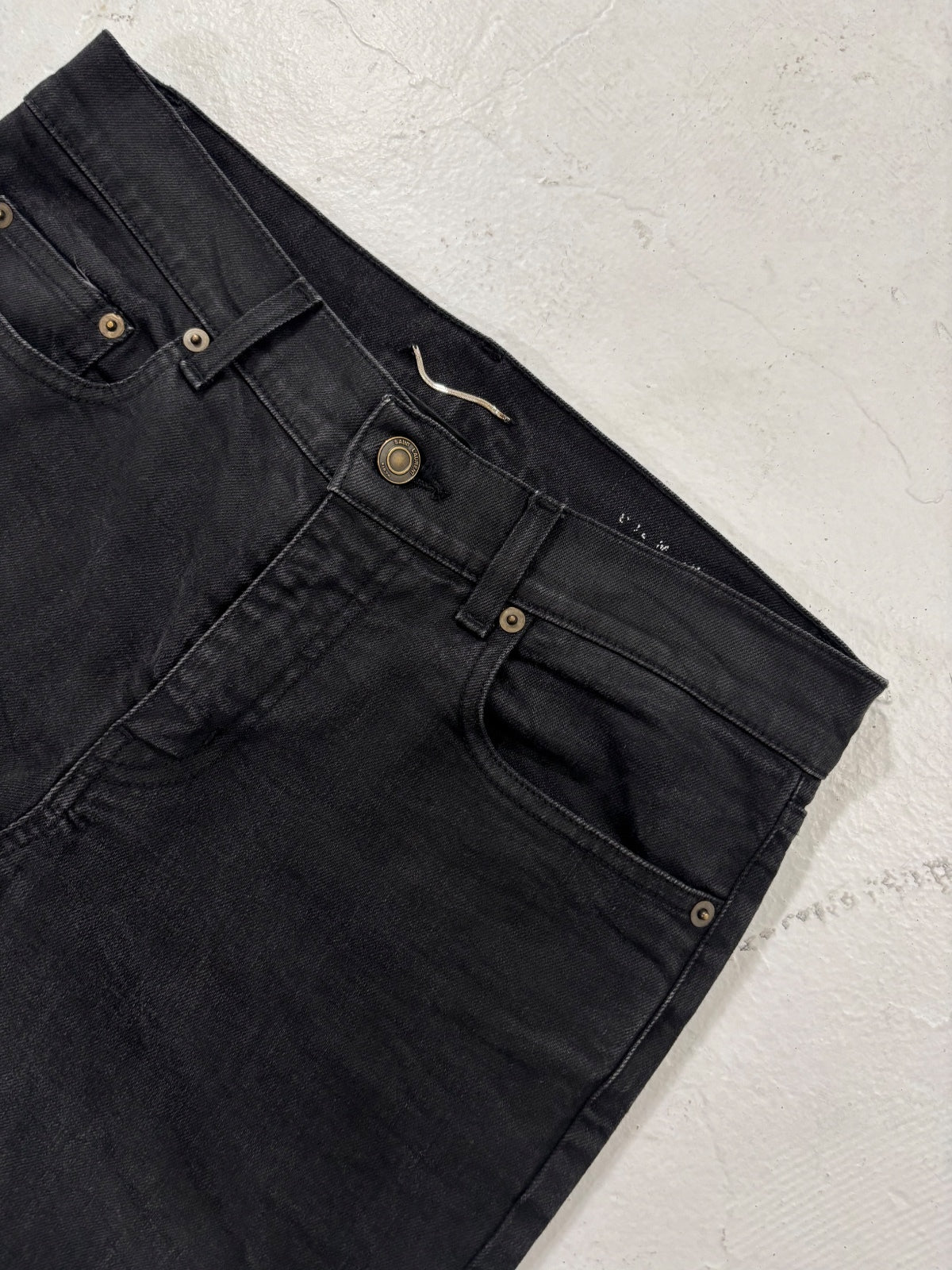 Saint Laurent D01 Black Denim {{ color }} {{ brand }} {{ archive }} {{ season }} {{ year }} {{ hedi slimane }}