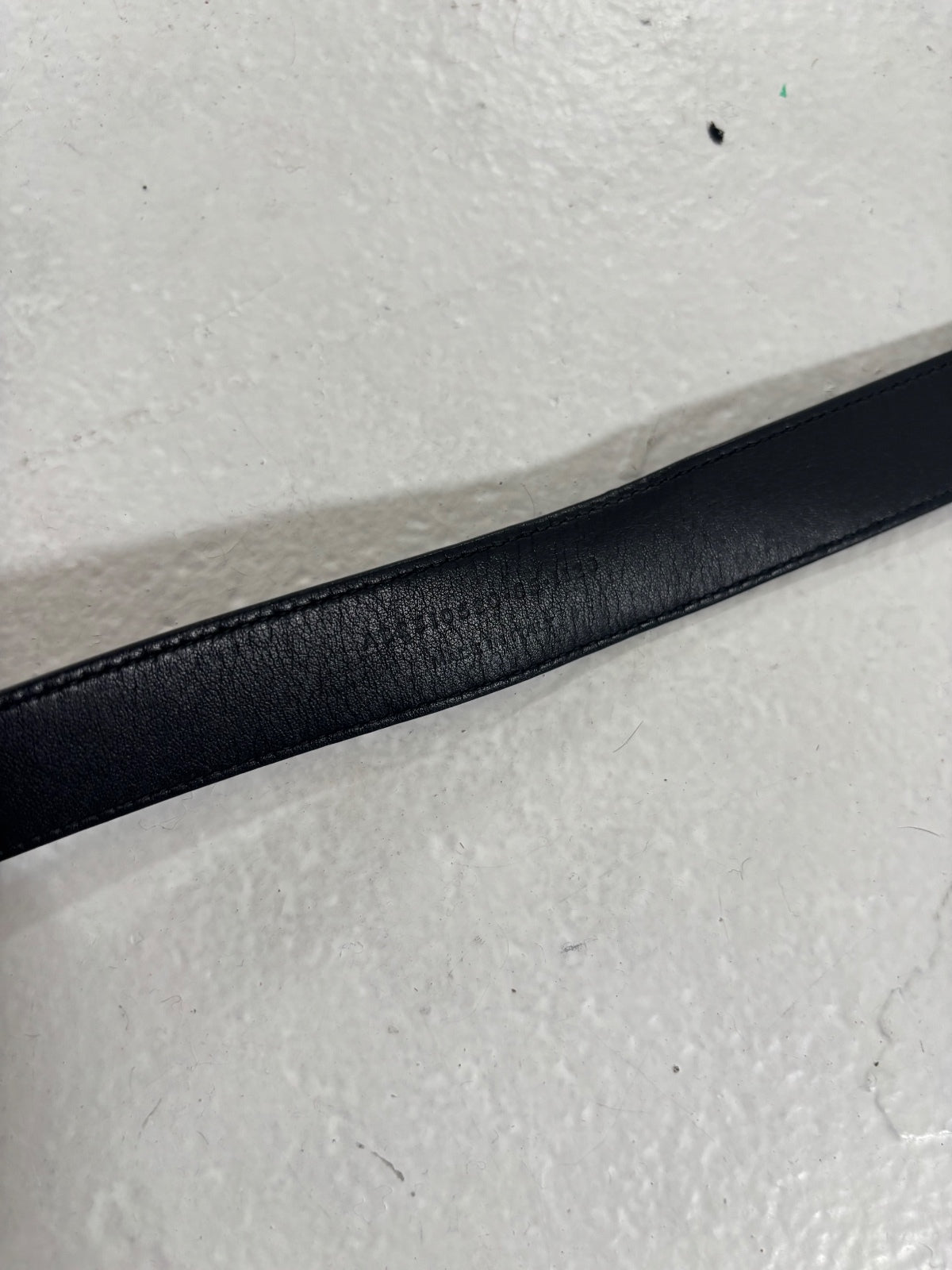 Saint Laurent Paris 1-Inch D-Point Belt {{ color }} {{ brand }} {{ archive }} {{ season }} {{ year }} {{ hedi slimane }}