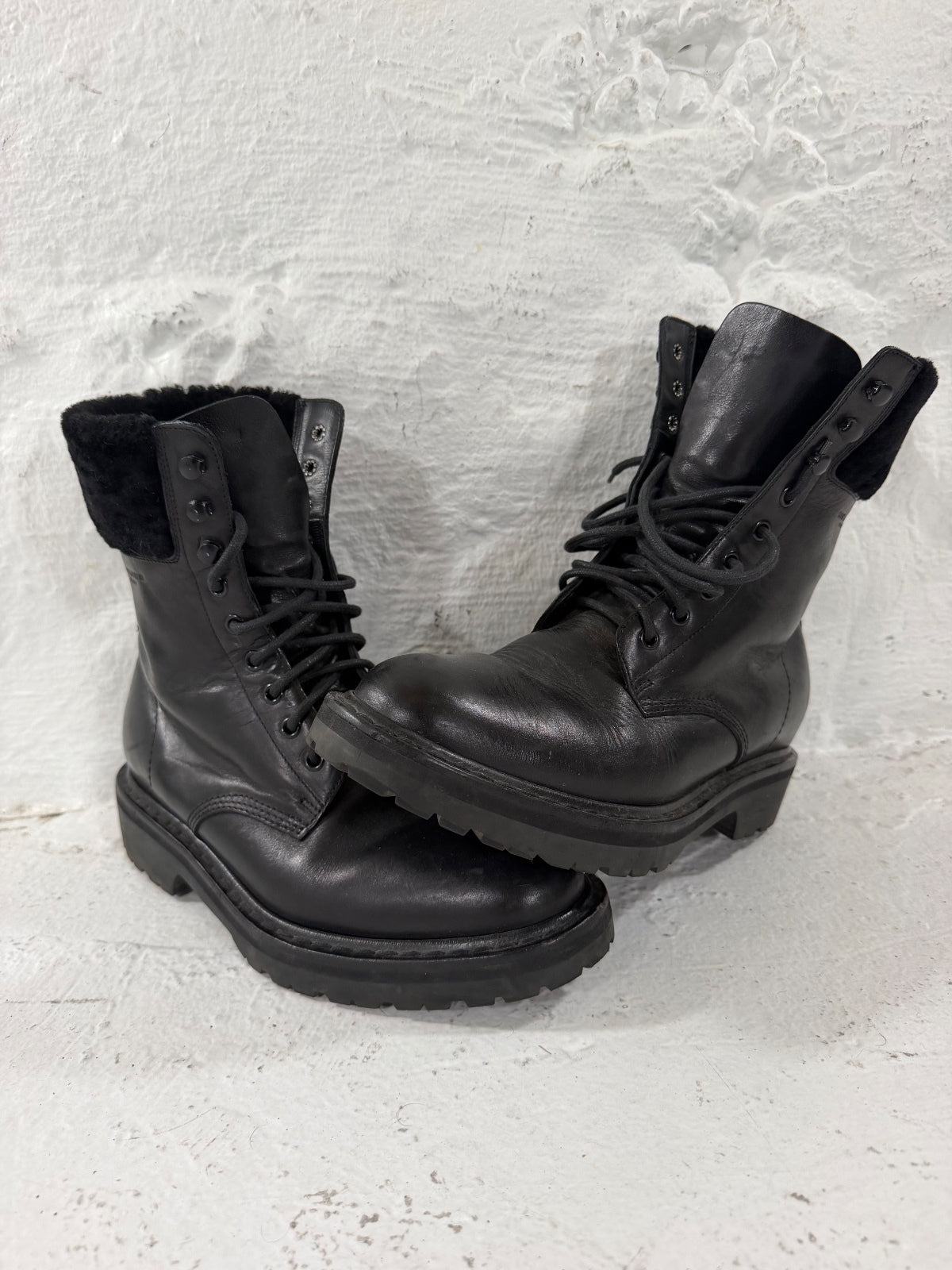 Saint Laurent Paris Combat Boots {{ color }} {{ brand }} {{ archive }} {{ season }} {{ year }} {{ hedi slimane }}
