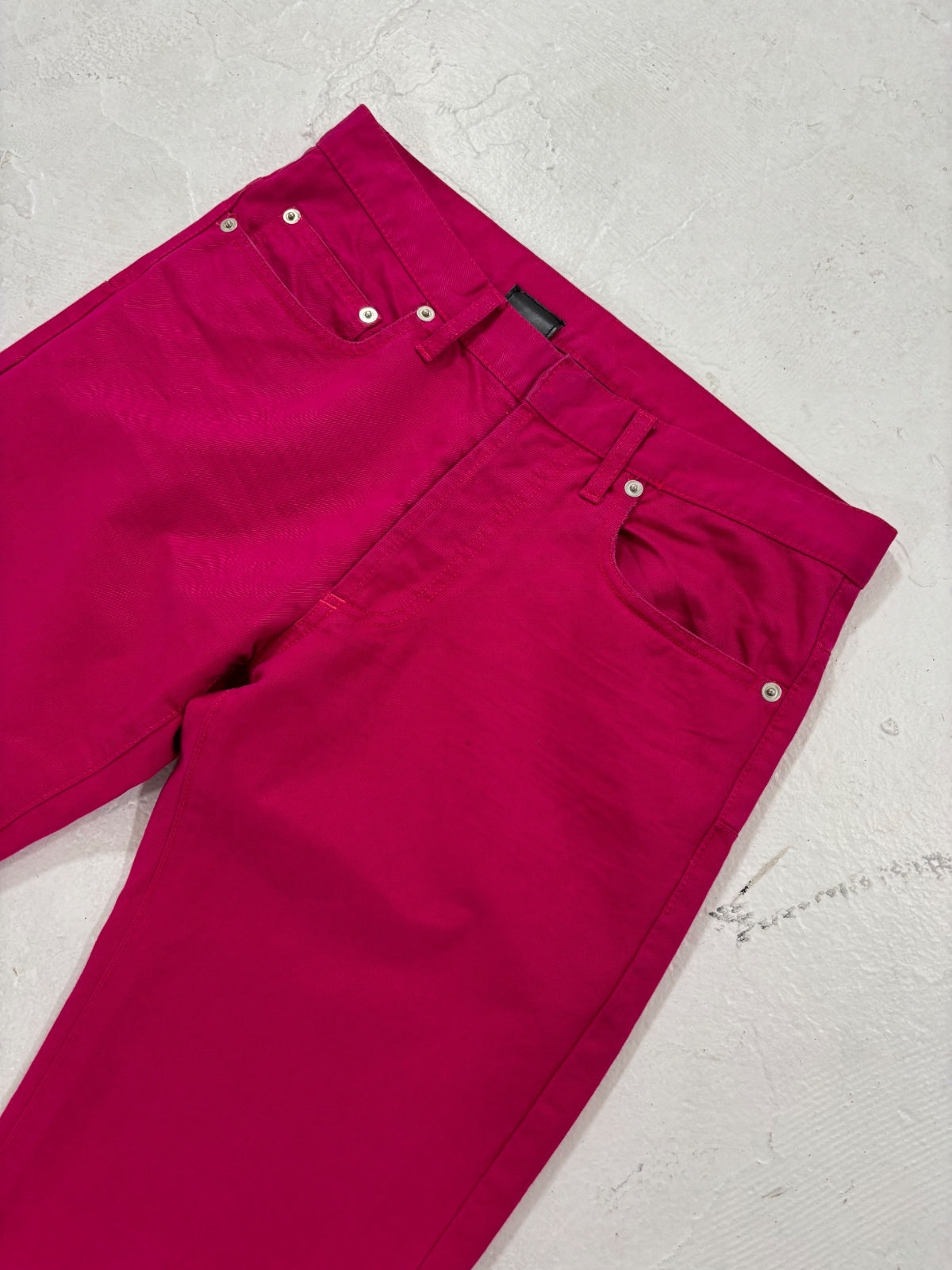 Dior Homme SS2005 Pink Fuchsia Jeans {{ color }} {{ brand }} {{ archive }} {{ season }} {{ year }} {{ hedi slimane }}