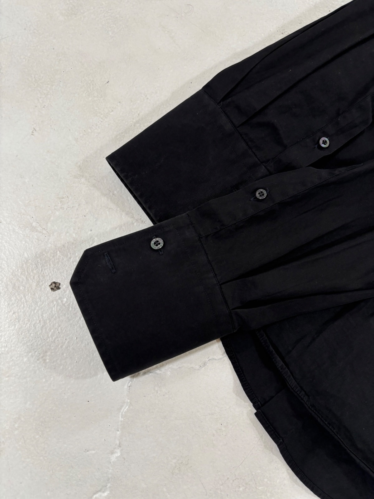Gucci Button-Up {{ color }} {{ brand }} {{ archive }} {{ season }} {{ year }} {{ hedi slimane }}