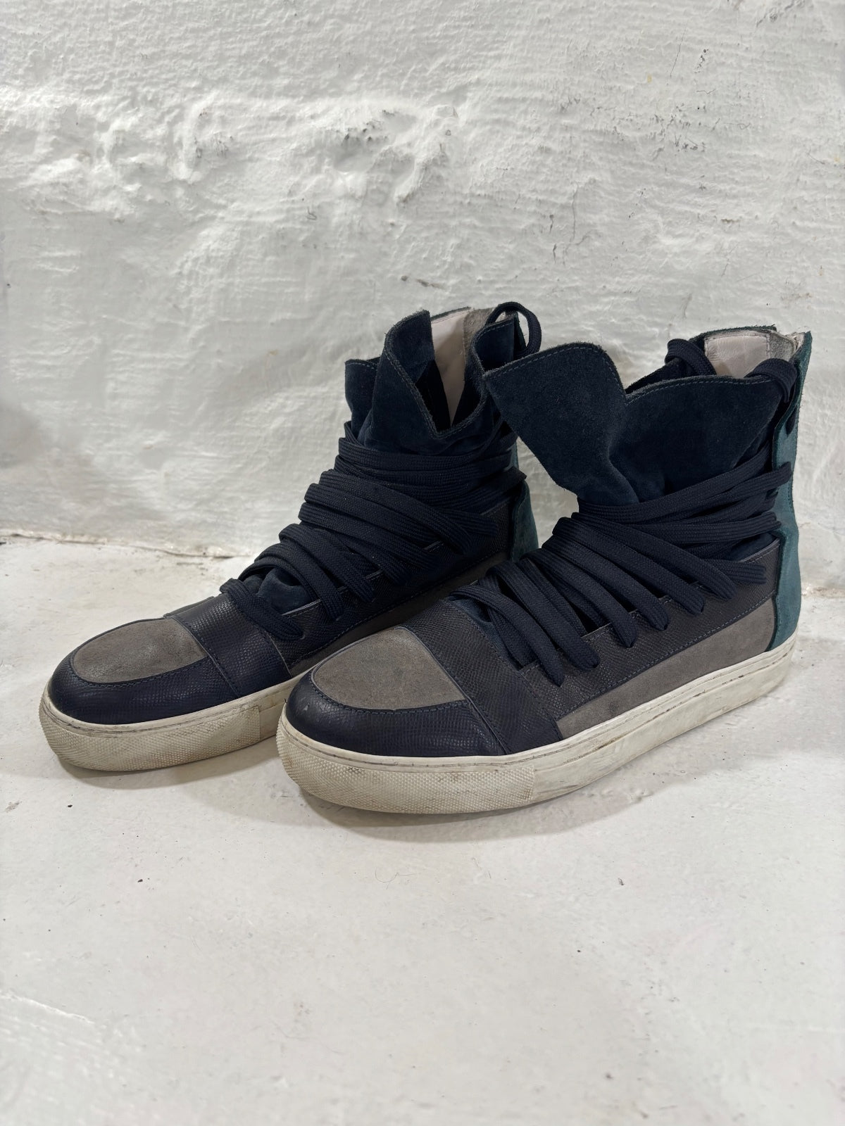 KVA lace up sneakers {{ color }} {{ brand }} {{ archive }} {{ season }} {{ year }} {{ hedi slimane }}