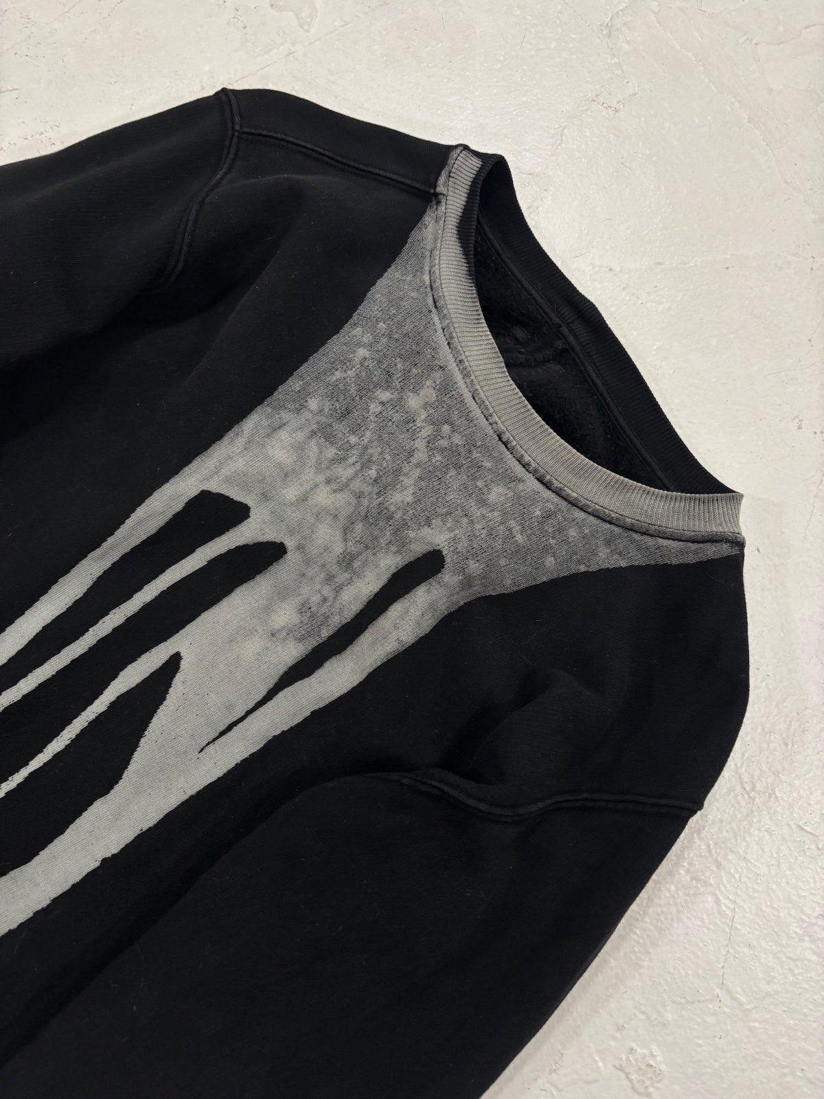 Rick Owens Vomit Bleach Crewneck {{ color }} {{ brand }} {{ archive }} {{ season }} {{ year }} {{ hedi slimane }}
