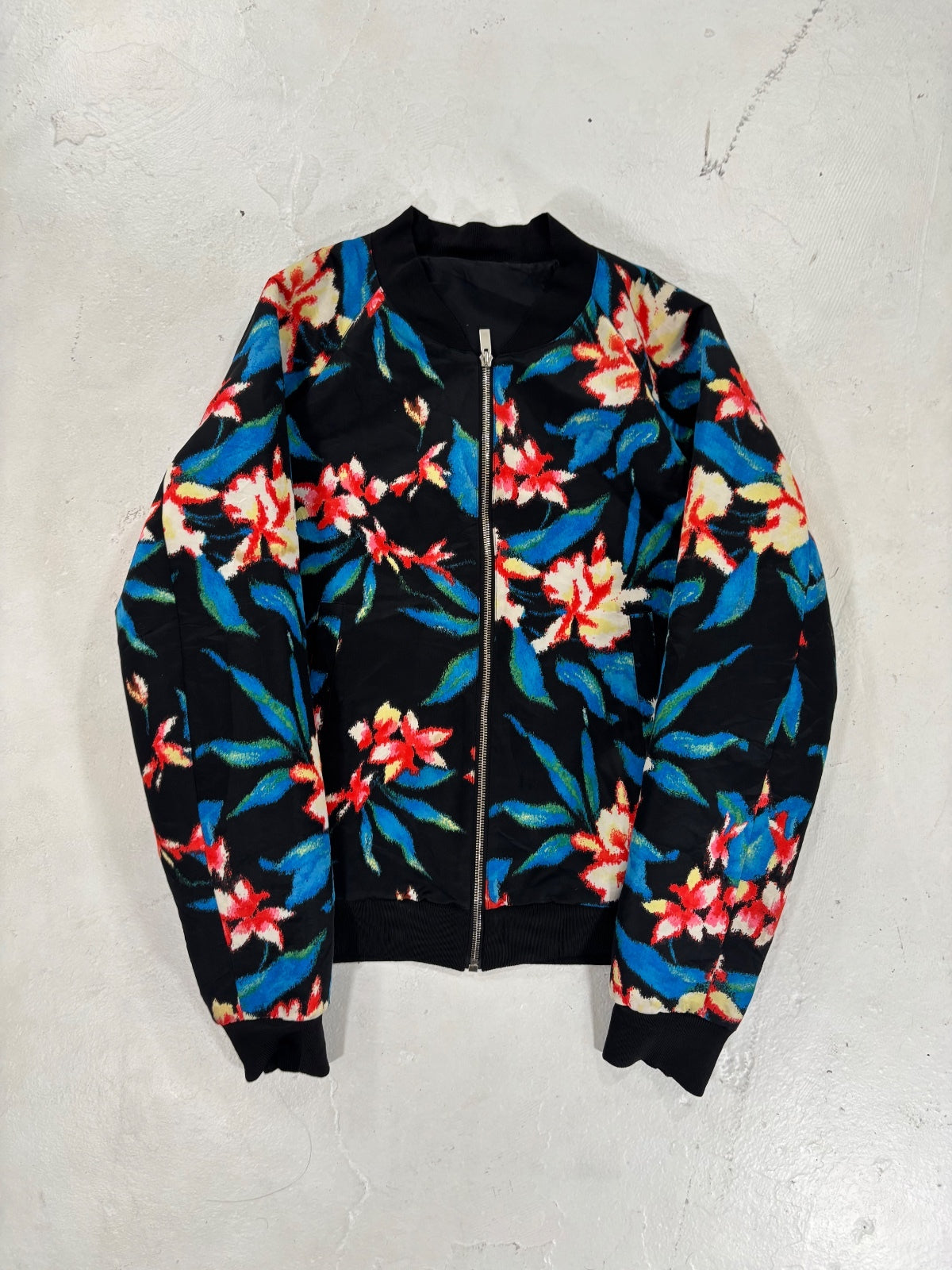 Balenciaga floral bomber jacket {{ color }} {{ brand }} {{ archive }} {{ season }} {{ year }} {{ hedi slimane }}