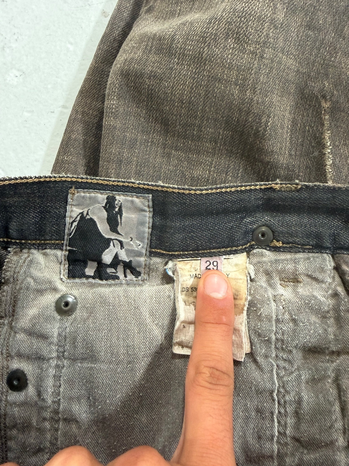 Rick Owens Olmar Mirta Bitter Dust Detroits