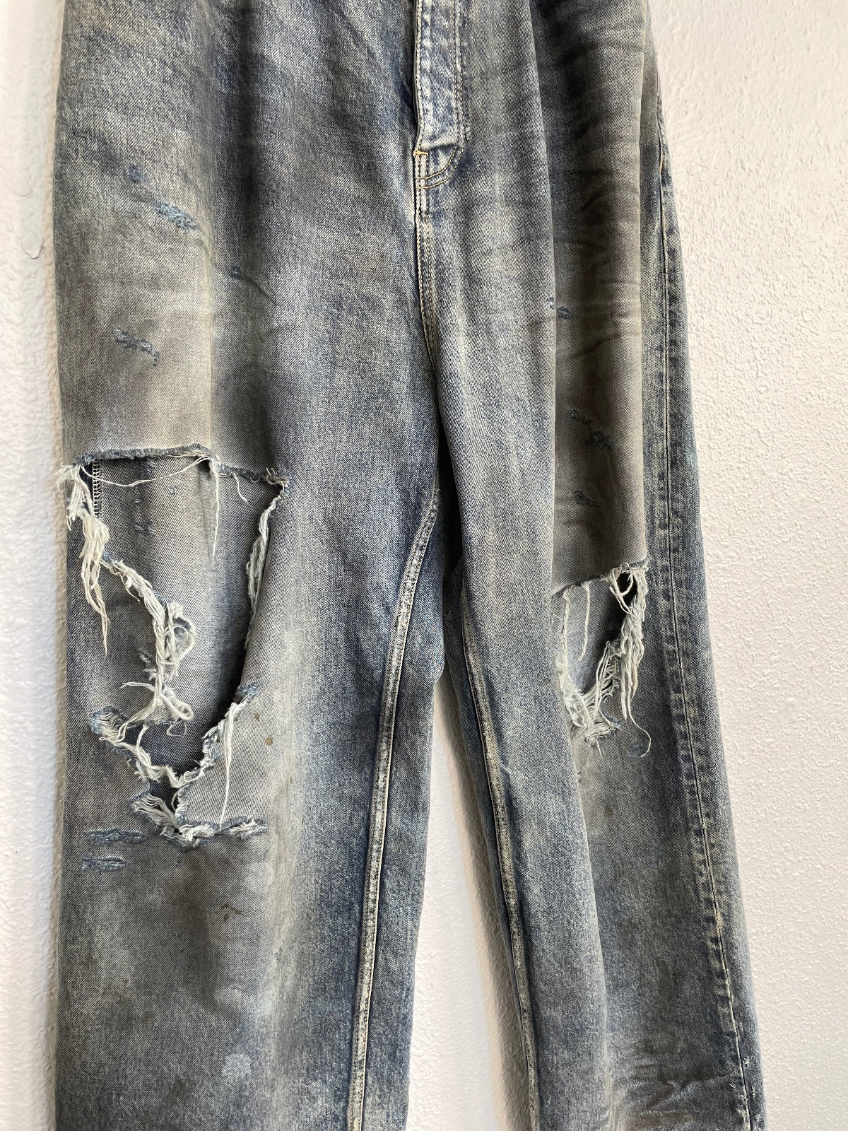 Balenciaga Mud Wash Denim {{ color }} {{ brand }} {{ archive }} {{ season }} {{ year }} {{ hedi slimane }}