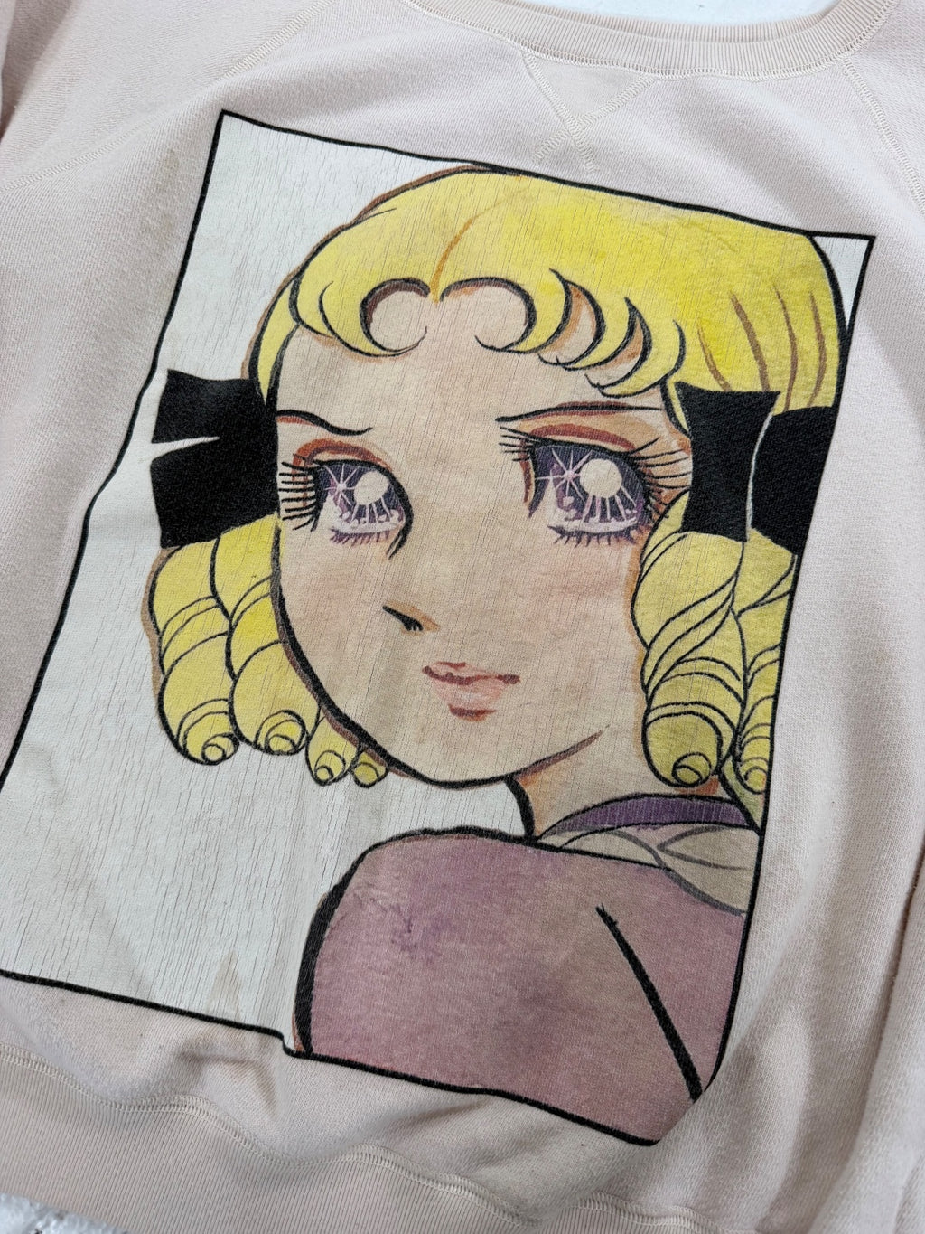 Gucci "Chikae Ide" Crewneck {{ color }} {{ brand }} {{ archive }} {{ season }} {{ year }} {{ hedi slimane }}
